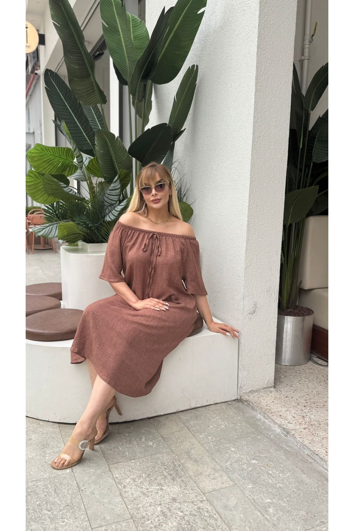 Butik Nilyam Kadın Büyük Beden Lastik Yaka Kısa Kol Sofia Keten Elbise 24780