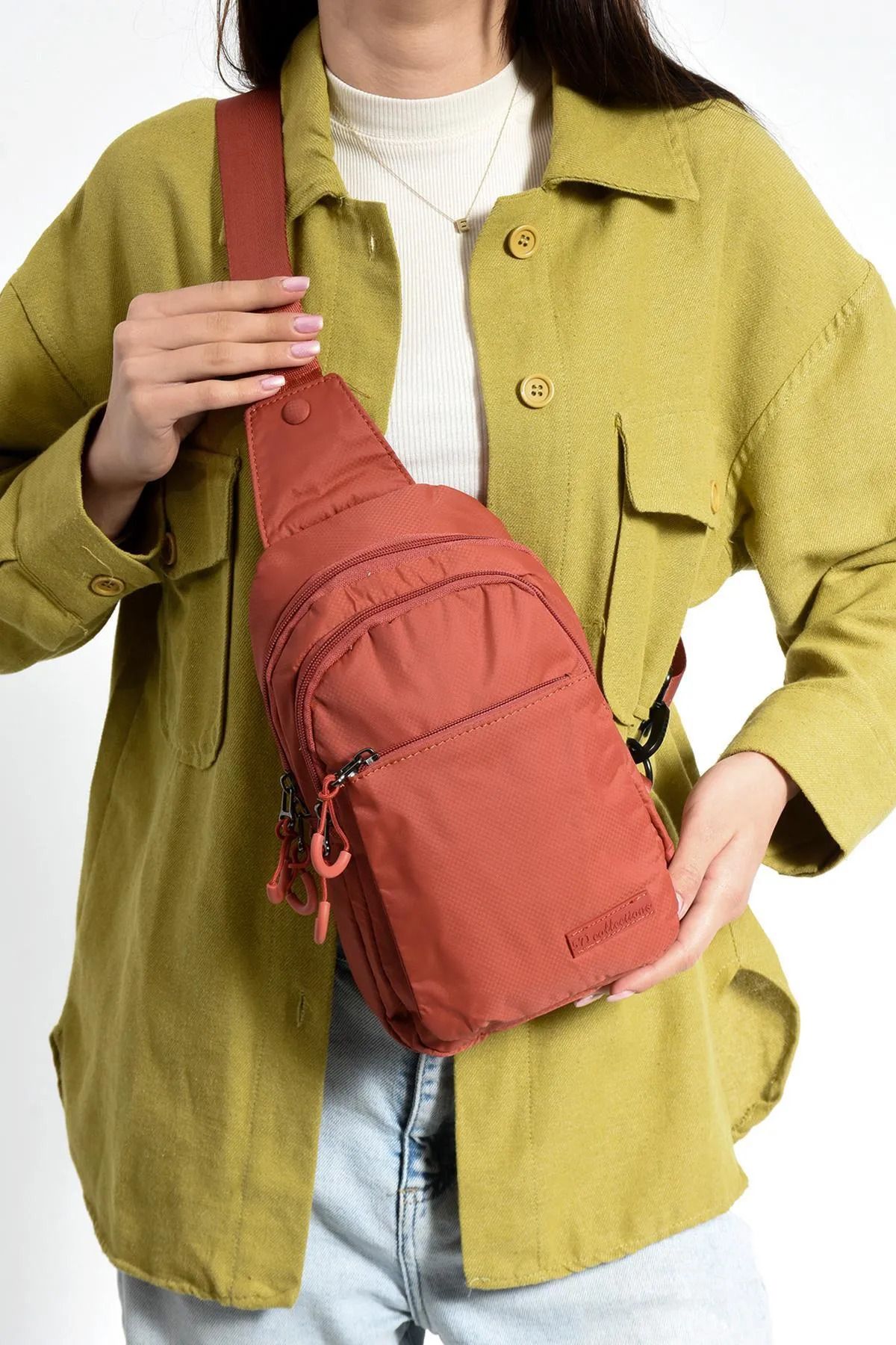 yuzuco Üç Bölmeli Unisex Göğüs (Bodybag) Çantası (Model: 571-9N)