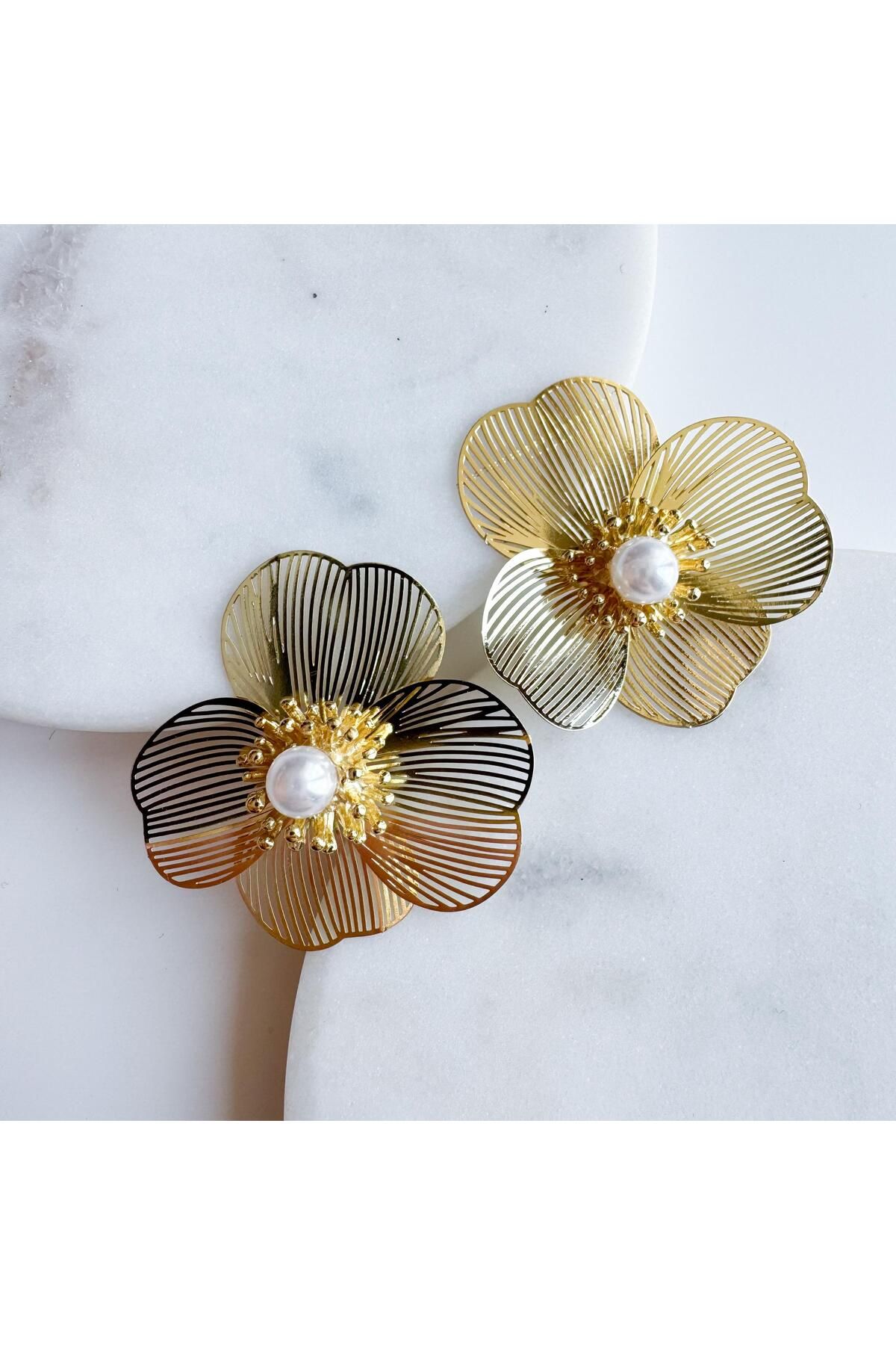 Venus Design Çelik Çiçek Küpe