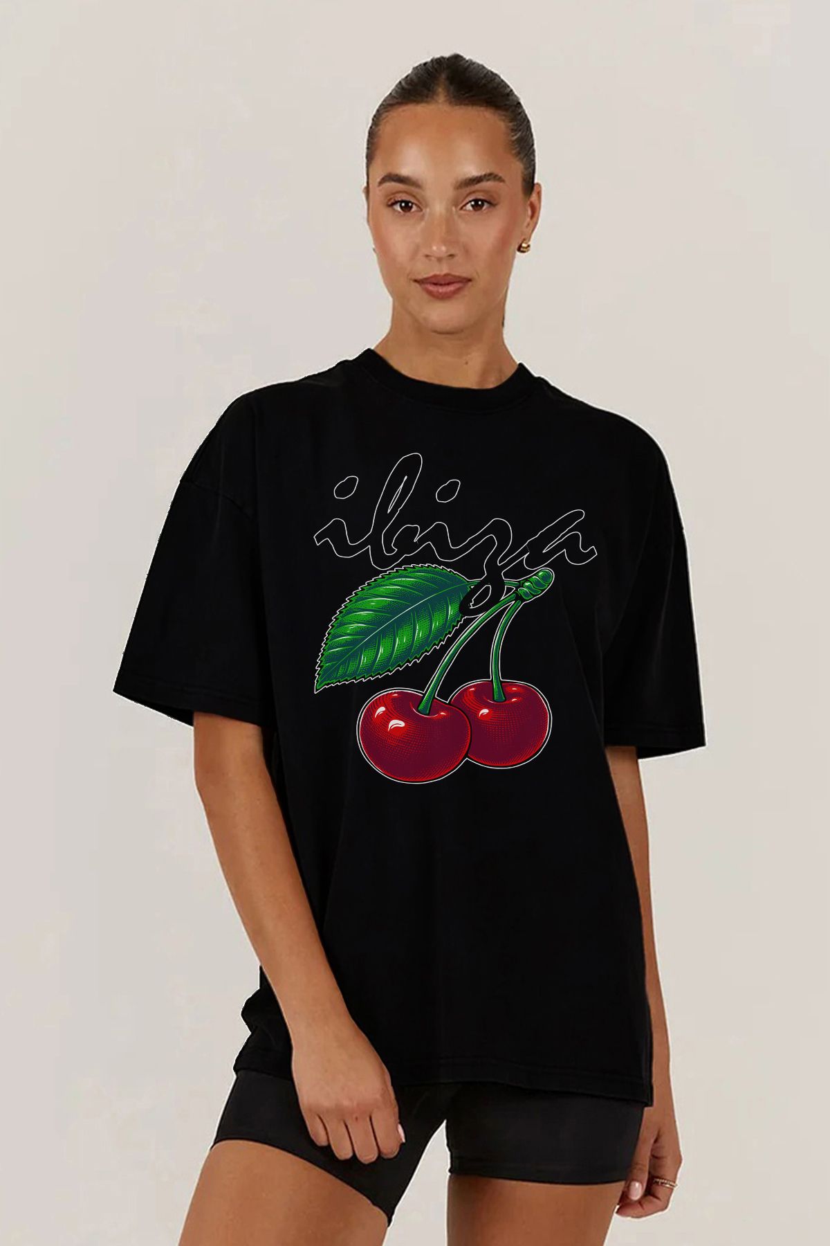 MODA İbiza Cherry Vişne Kiraz Baskılı Oversize Kalıp Siyah Geniş Bol Kesim Kadın Tişört