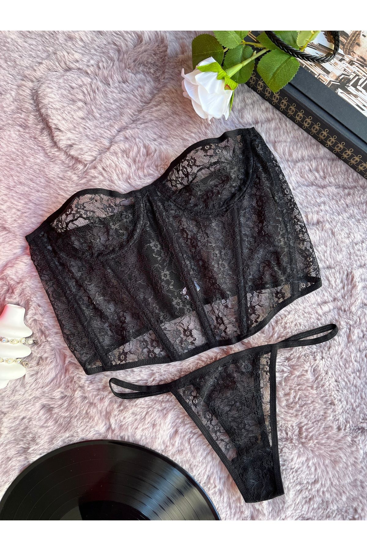 Sentientiss Lolita - Dantel Balconette Balenli B Cup Siyah Korse Takım
