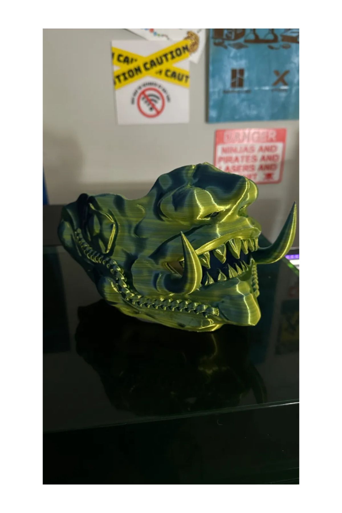 NOMOTHETIC Oni Mask – Japon Mitolojisi Temalı Dekoratif Maske