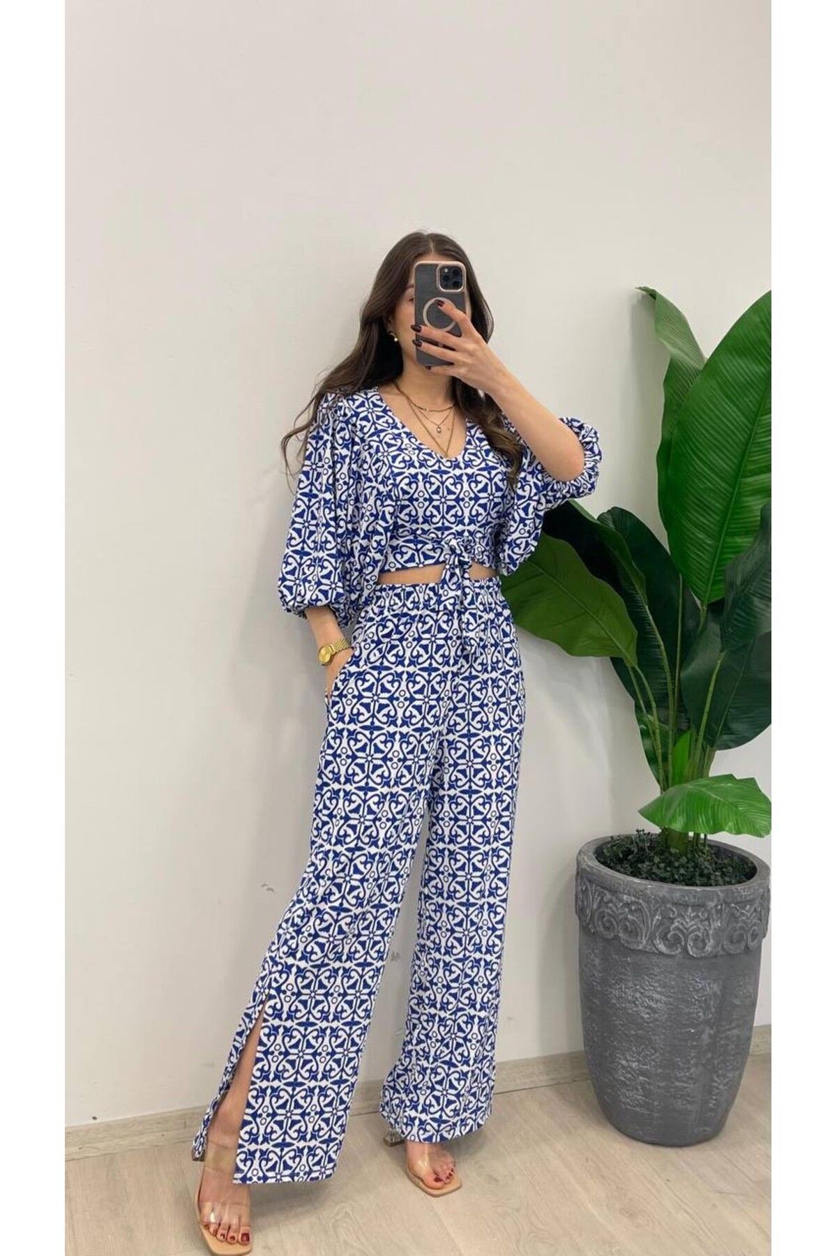 BUTİKFULDEN ÖNDEN BAĞCIKLI BLUZ PANTALON TAKIM