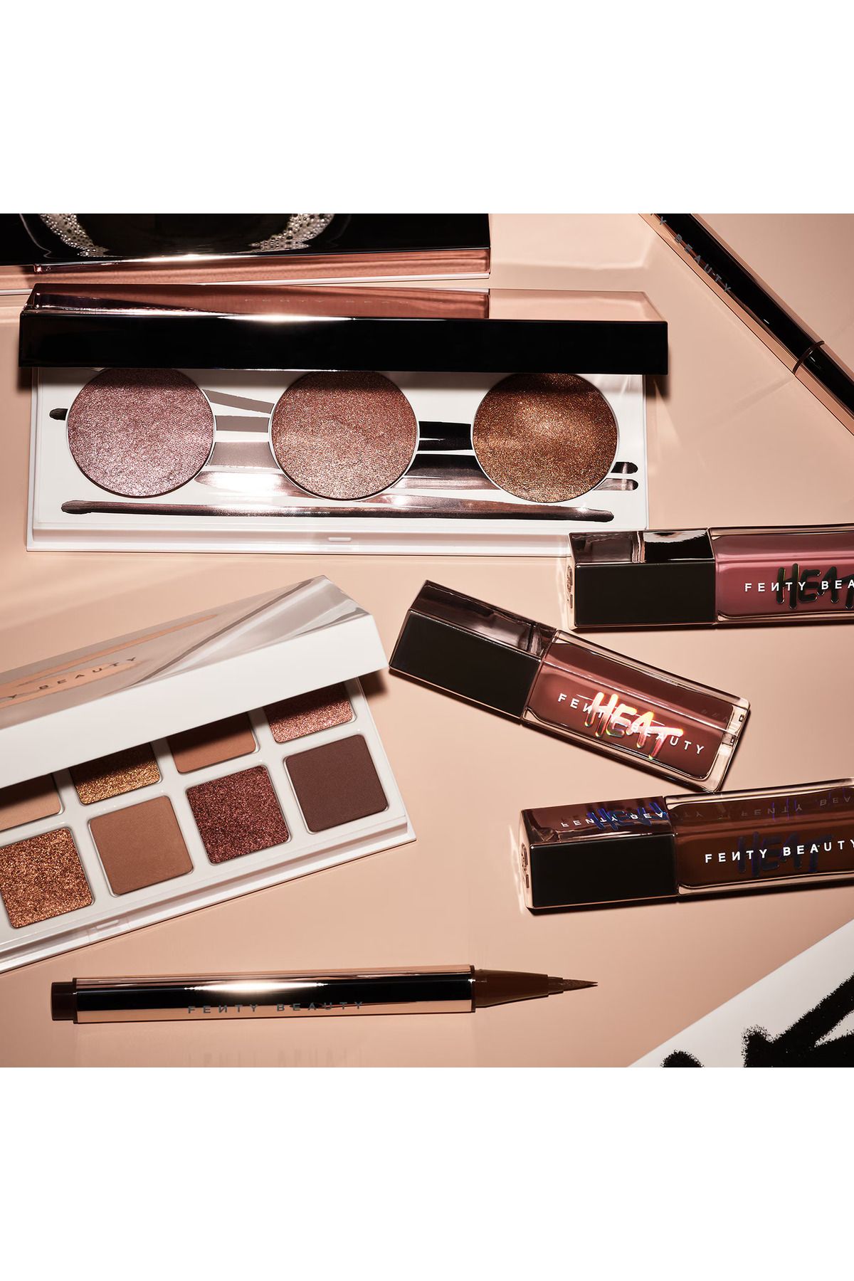 FENTY BEAUTY-Extra Long Soft Tip Iie Flyliner Adapting to All Eye Shapes - Eyeliner Cuz I'M Black (0,55 ml) 6