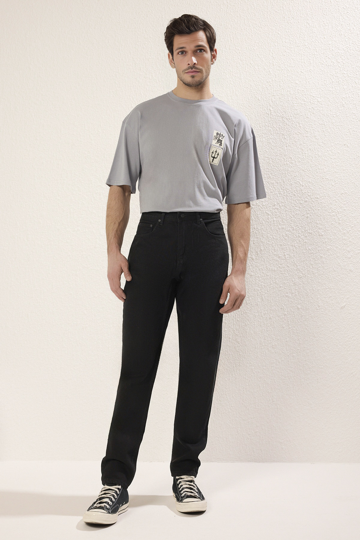 Trendyol Collection Czarne 100% Bawełniane Jeansy Essential Fit Jeans Tmnaw23Je00104