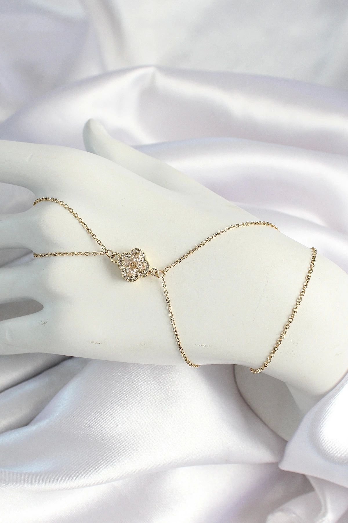 GLIMMERY 316L Çelik Zincirli Gold Renk Zirkon Taşlı Şahmeran
