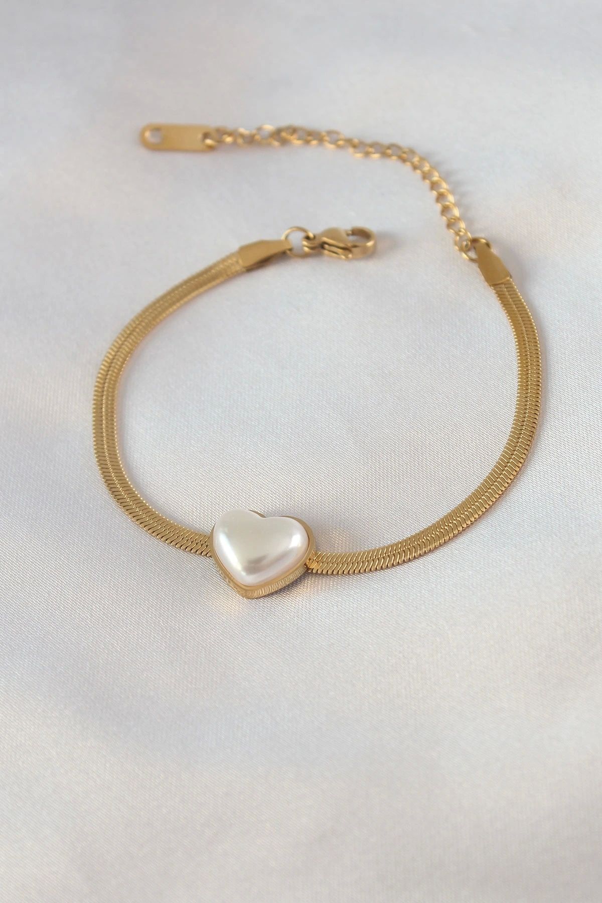OurStyles 316L Çelik Gold Renk İtalyan Zincir Model İncili Kalp Model Kadın Bileklik - TJ-BB5444