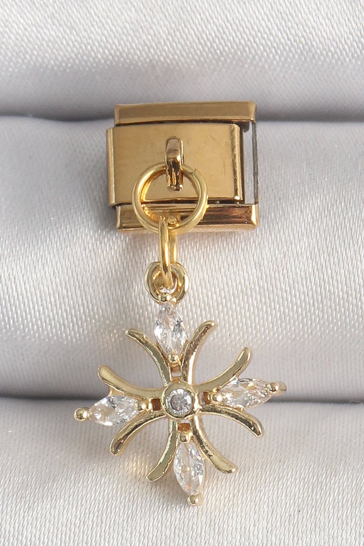 luz&pos 316L Çelik Gold Renk Sallantı Zirkon Taşlı Kar Tanesi Model Nomination Charm