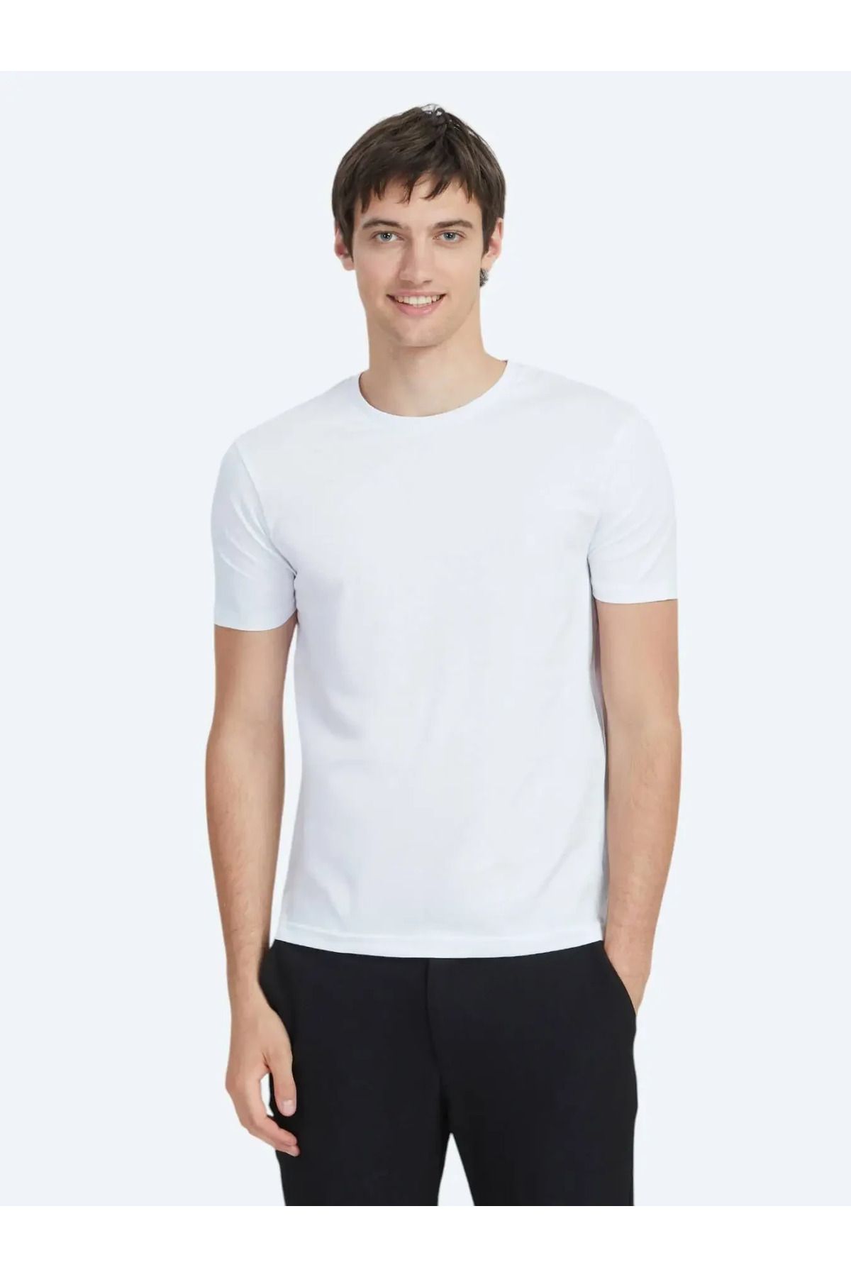 Kip Beyaz Düz Bisiklet Yaka %100 Pamuk T-Shirt