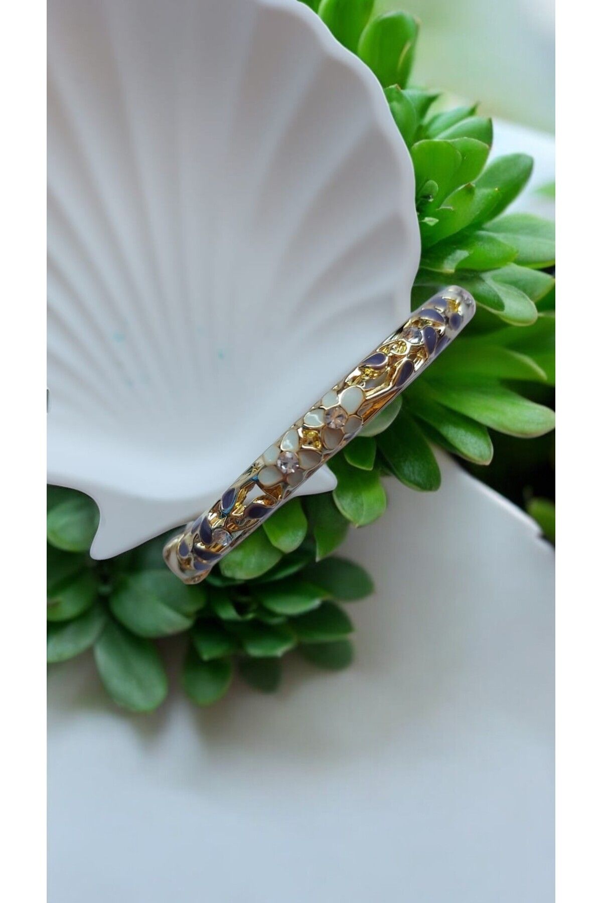 NOVA JEWELLERY Özel Seri Mineli Çelik Kelepçe |