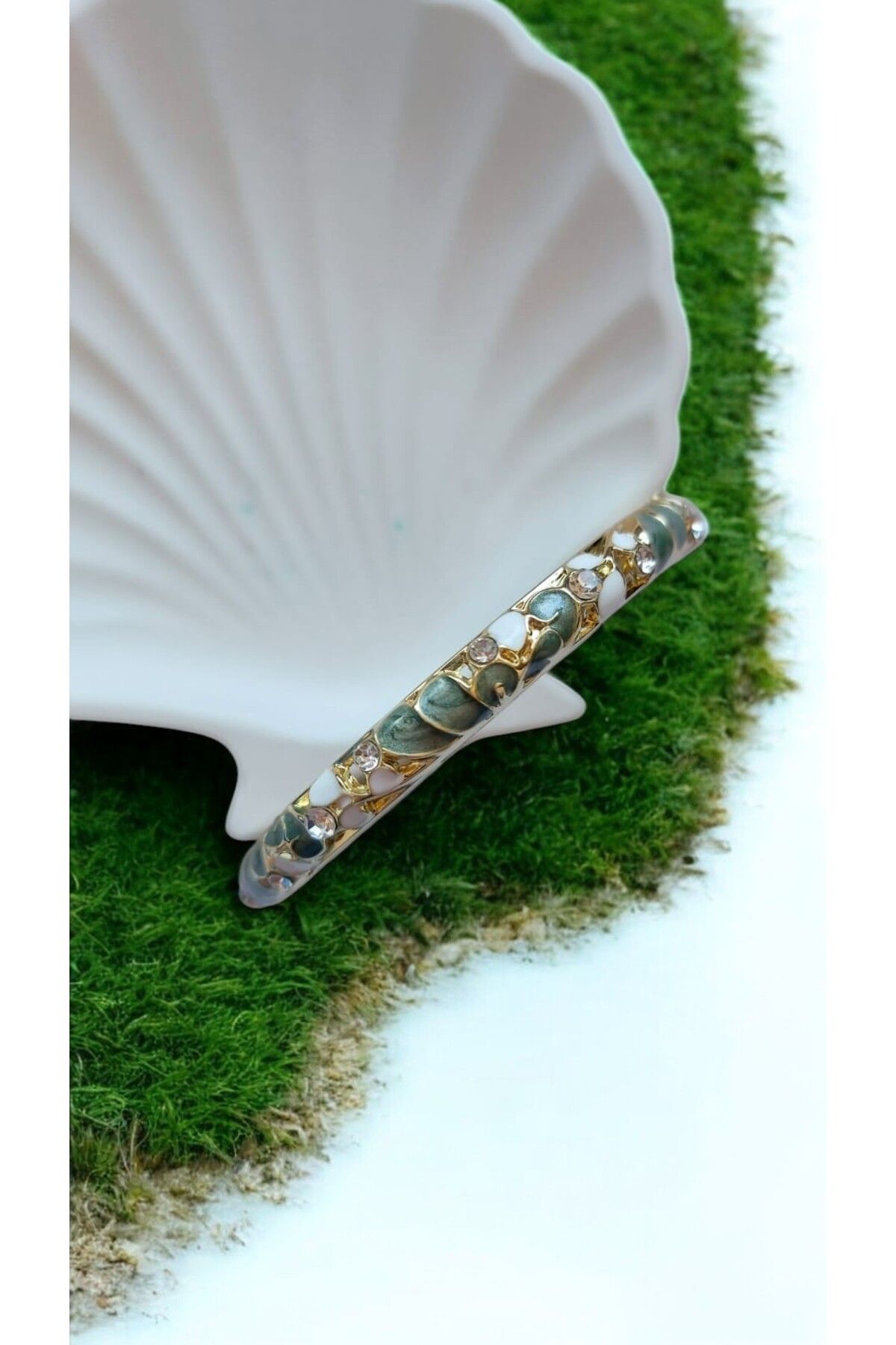 NOVA JEWELLERY Özel Seri Mineli Çelik Kelepçe |