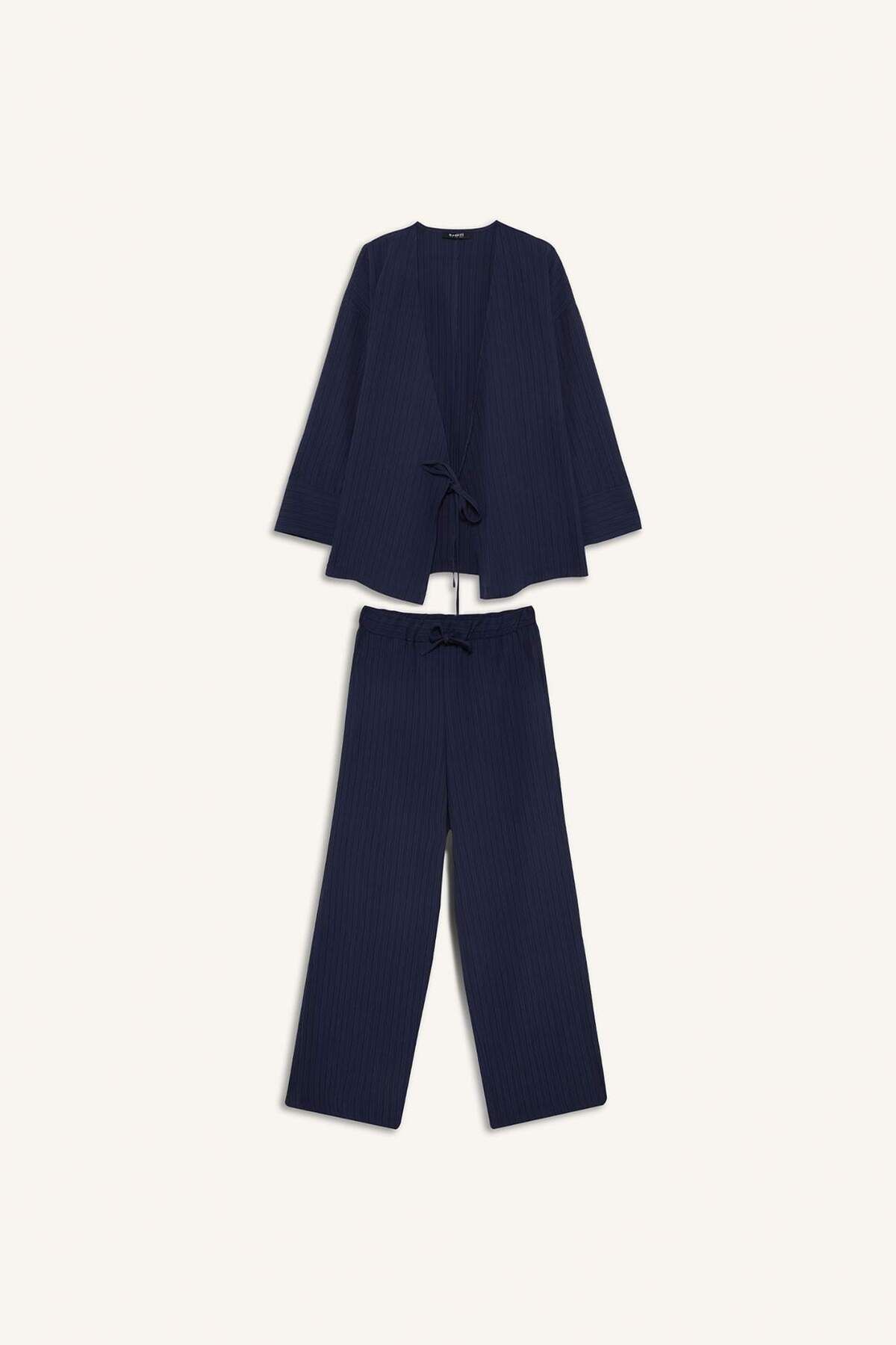 DeFacto Relax Fit 2li Takım Gofre Dokulu Uzun Kollu Kimono Pantolon F4095AX25SM