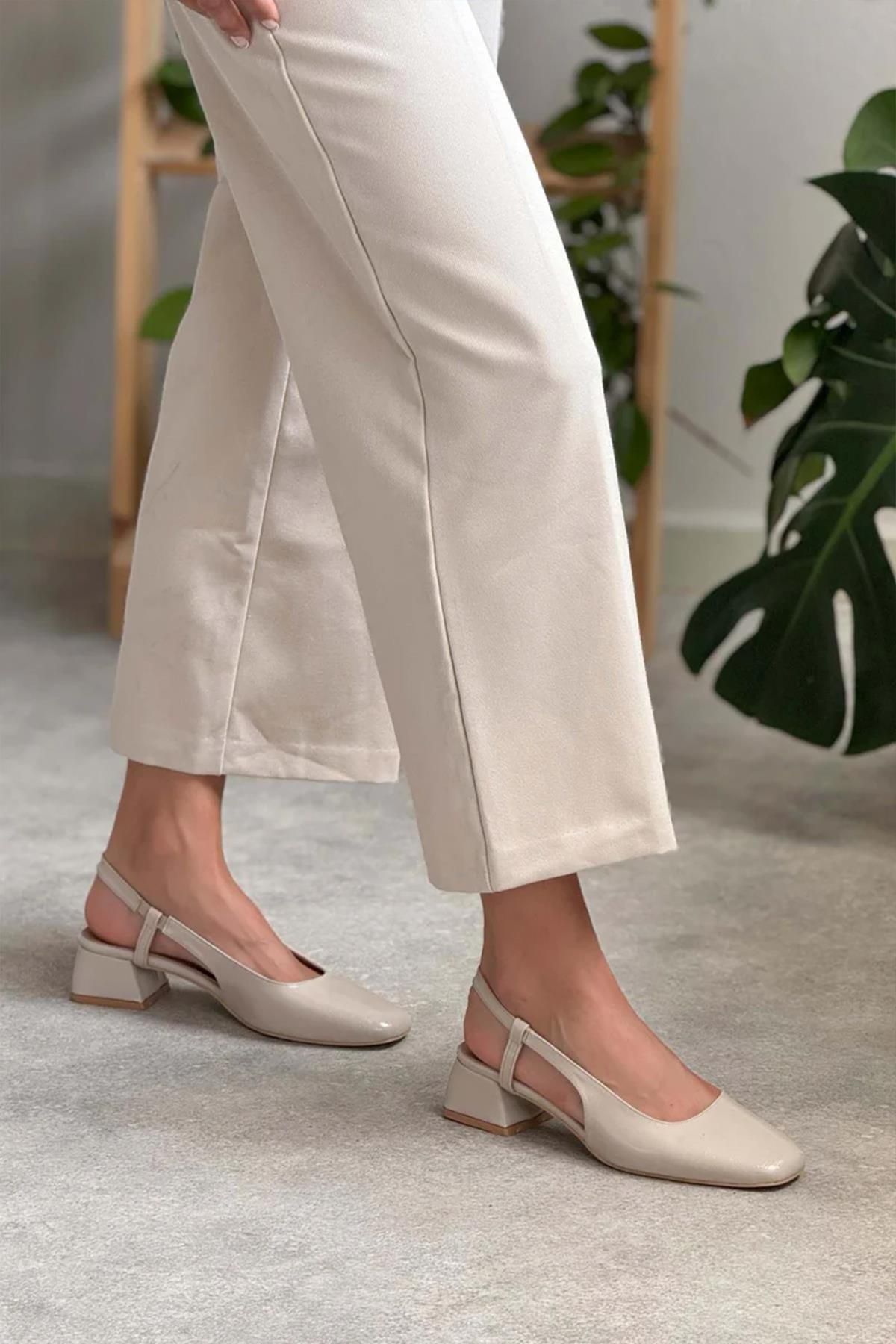 Stilbagshoes URSA YAN VE ARKA AÇIK KADIN AYAKKABI BEJ