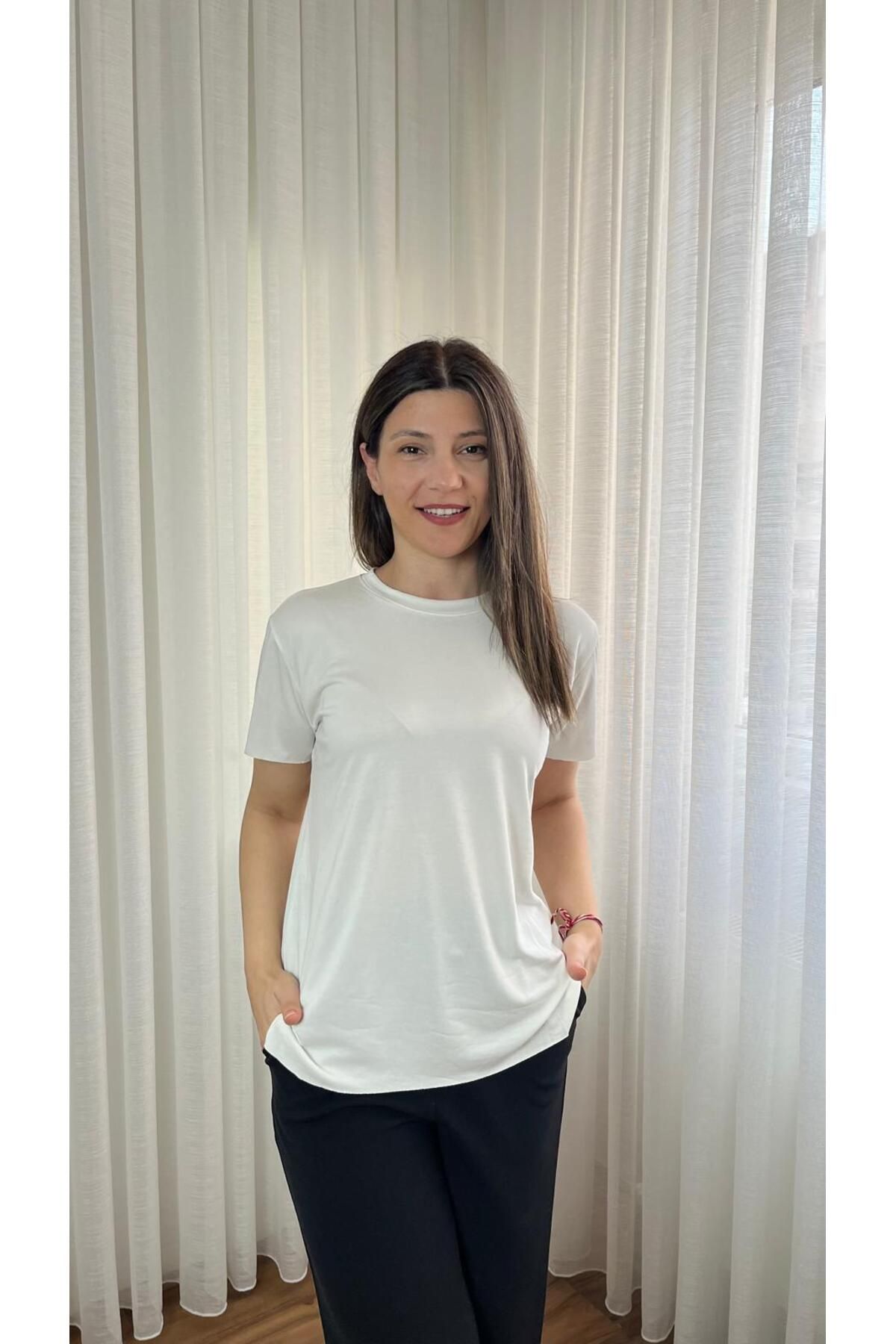 Hazal Ekru Bisiklet Yaka Modal Kısa Kollu Tshırt
