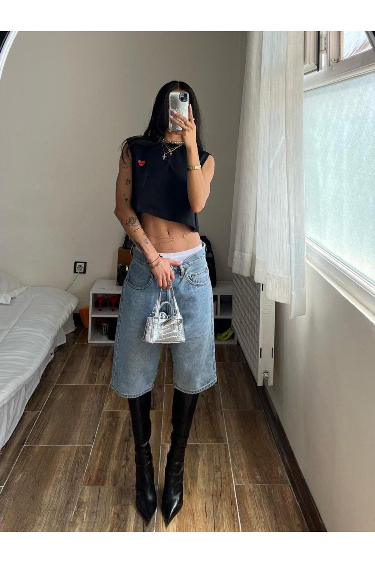 Alien 1979 💕 Self Love Kalp Detaylı Siyah Crop Top