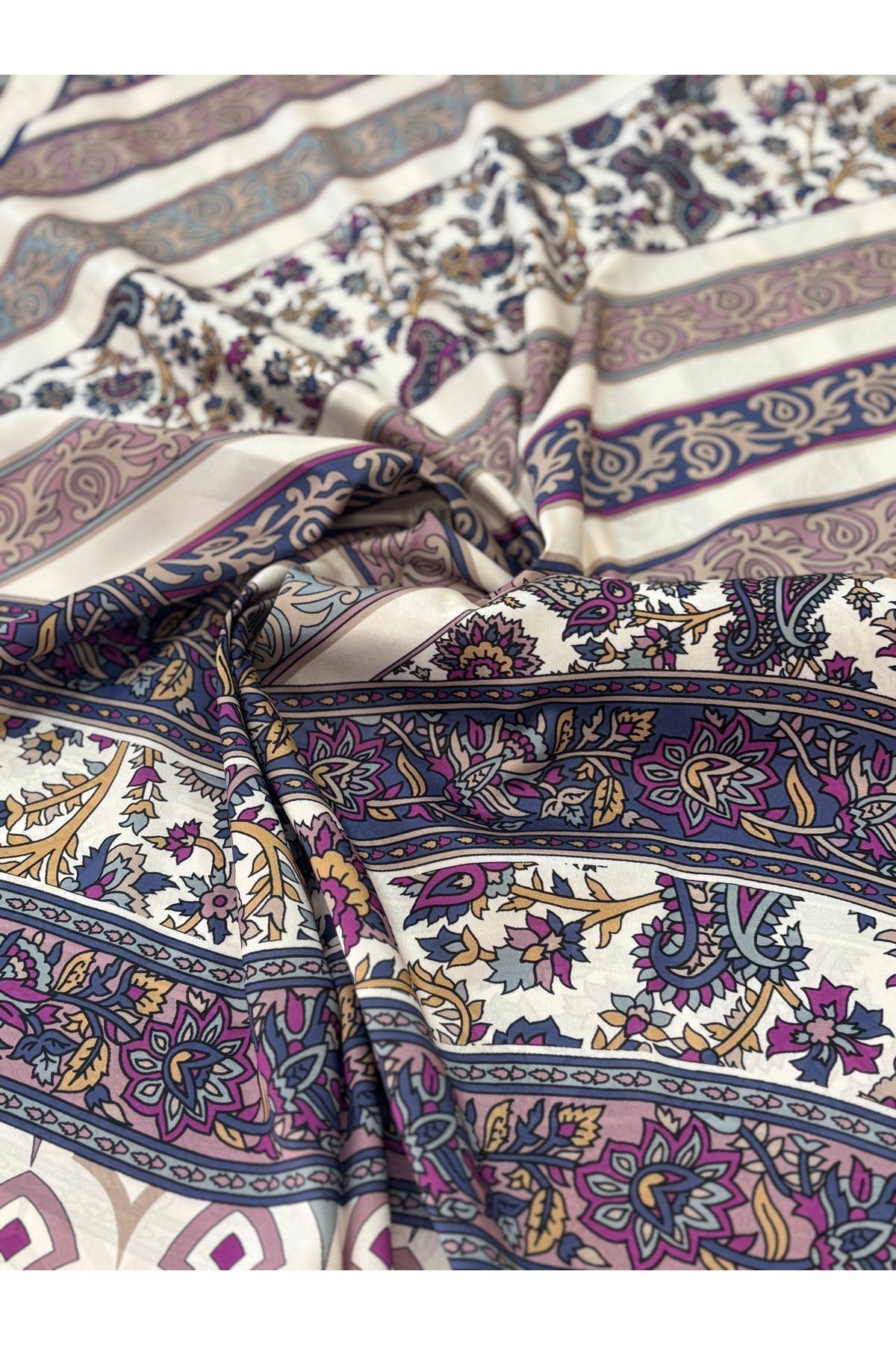 Butik Etnik desen Şal