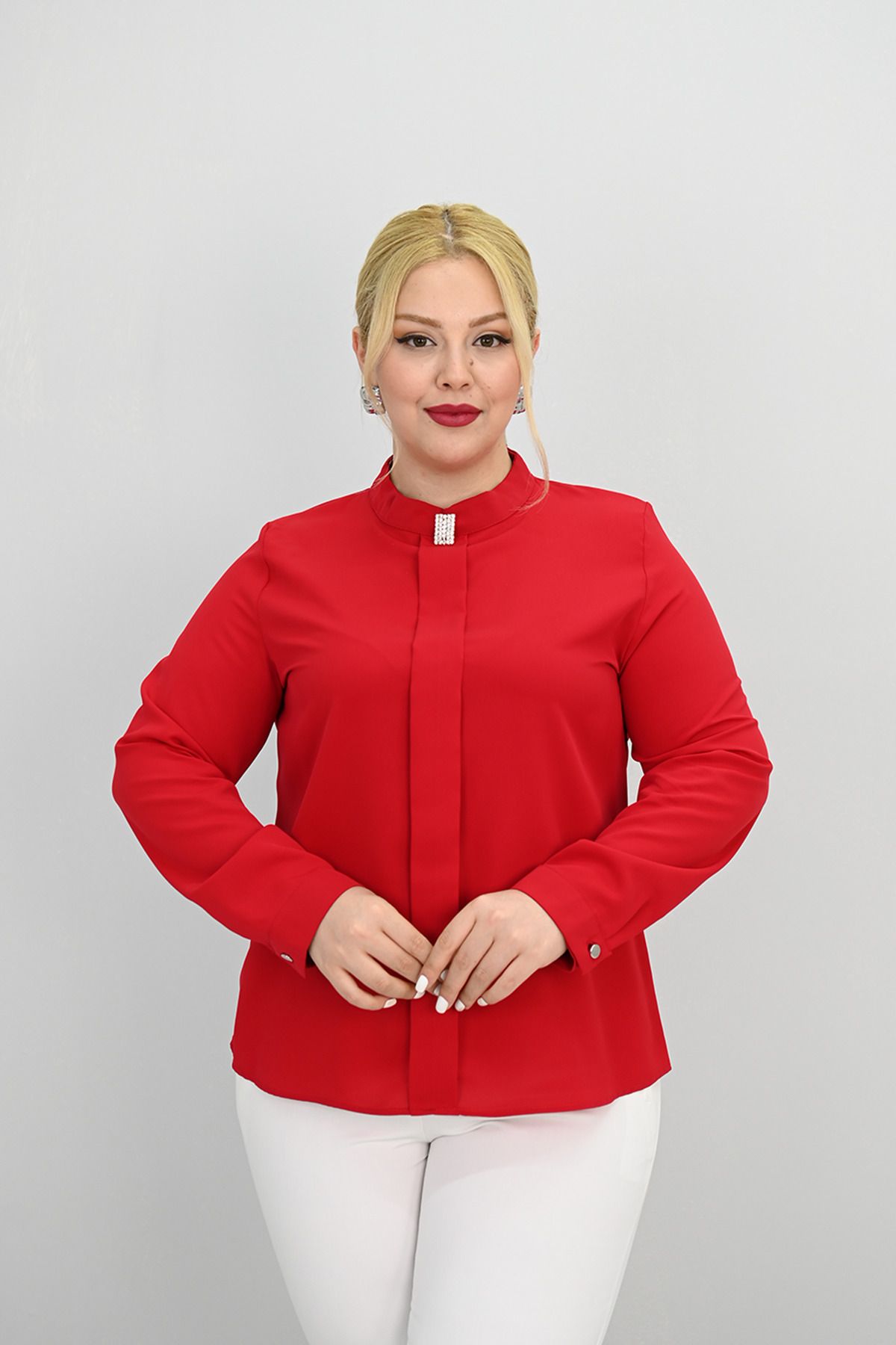 Koza Butik Kadın Büyük Beden Hakim Yaka Taş Broş Detaylı Bluz 0034-25