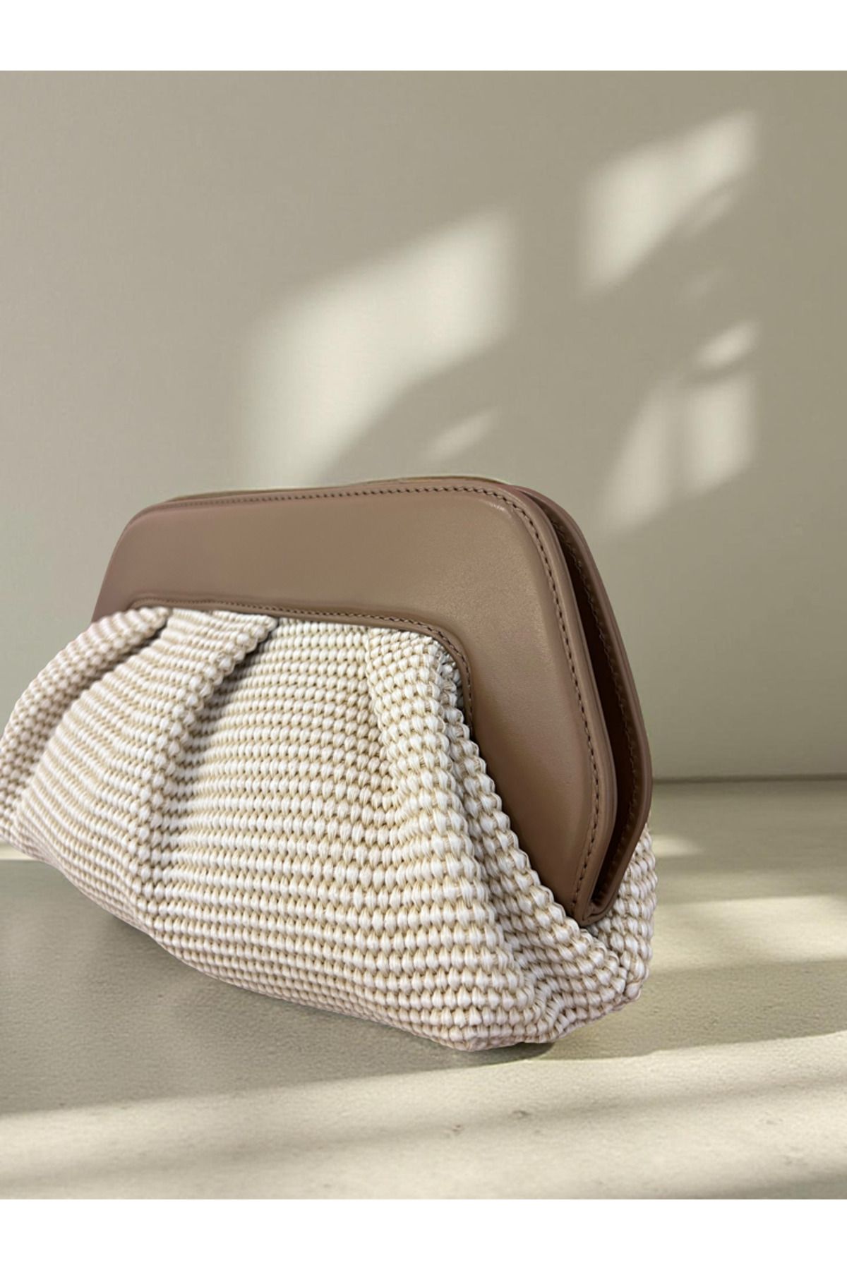 Creme De La Creme HASIR CLUTCH