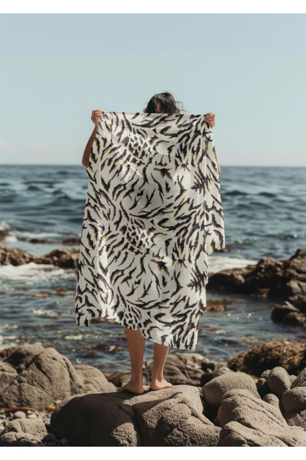 We Concept Kadın Plaj Pareo Renkli Zebra Leo Desen Pure Soft Kumas Yumuşak Dokuya Sahip 145x 95cm