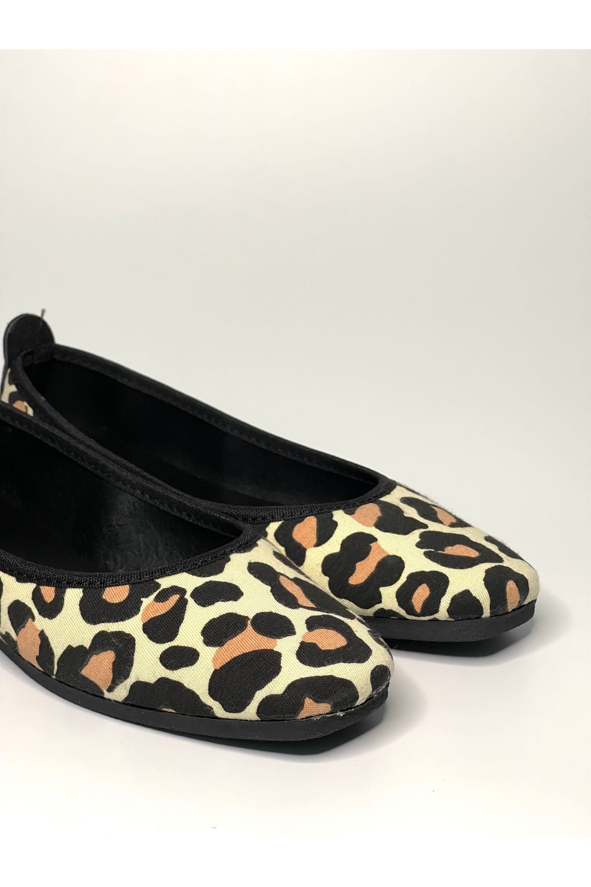 Barka Açık leopar desen kadın babet