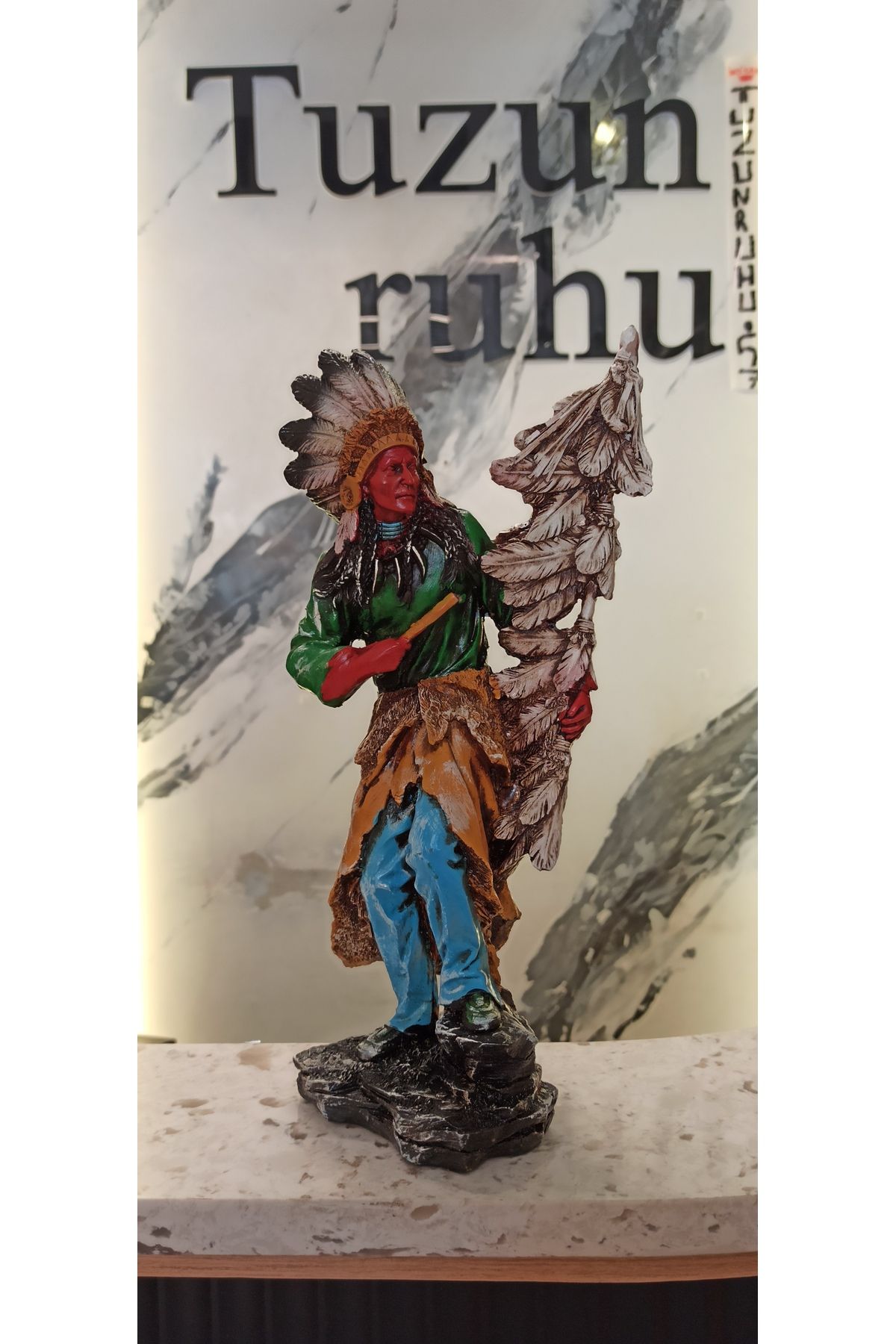 Tuzun Ruhu KIZIL DERİLİ DEKORATİF BİBLO