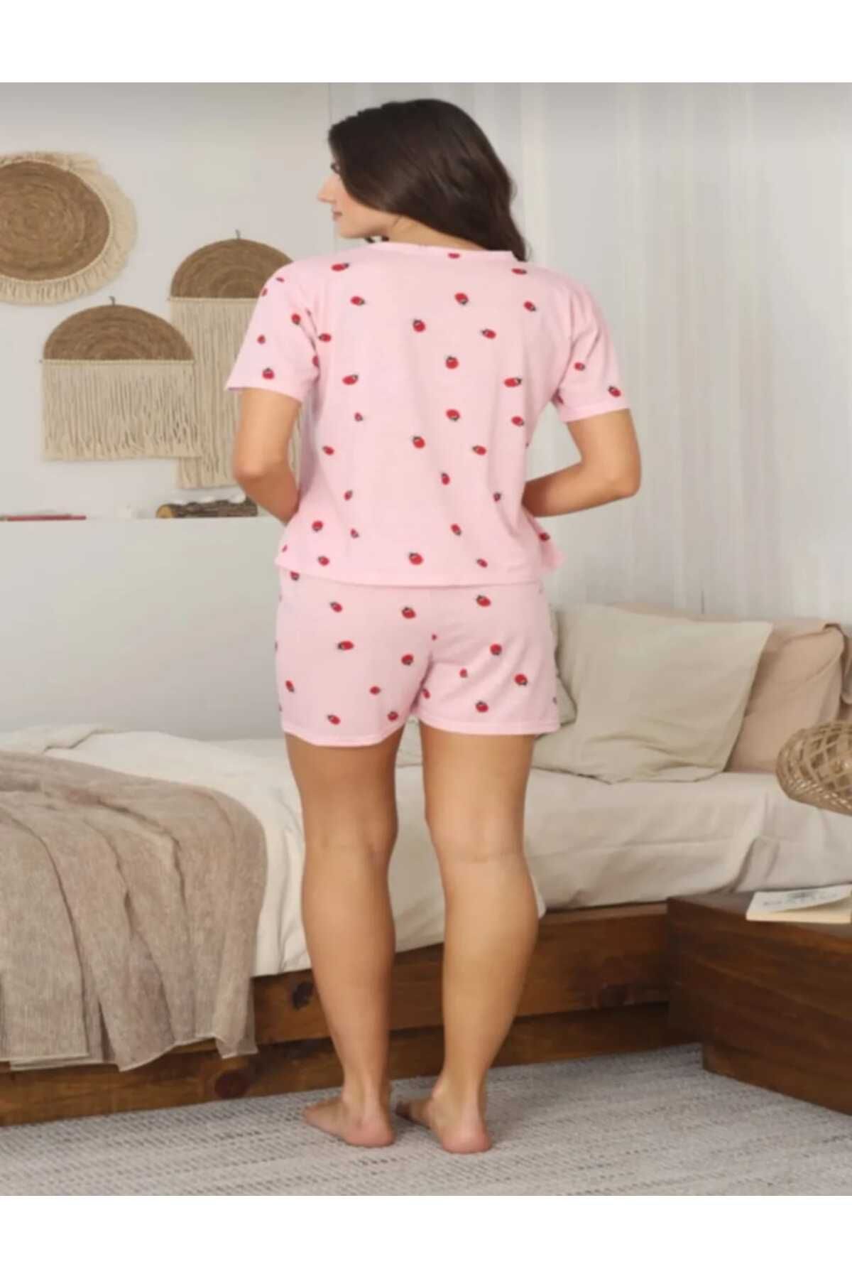 Nuvella UĞUR BÖCEK DESENLİ KISAKOL ŞORT PİJAMA TAKIMI