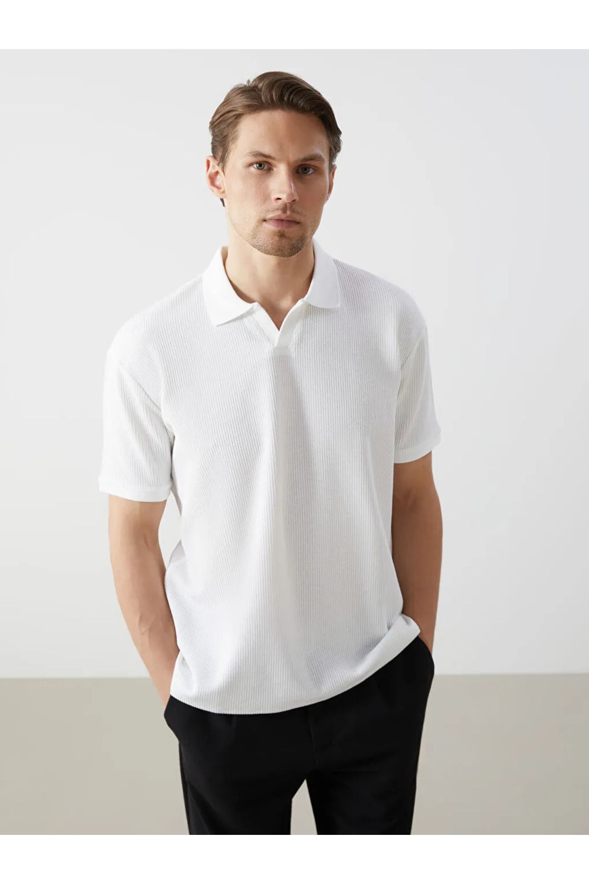 LC Waikiki LCW Vision Ekru Polo Yaka Kısa Kollu Erkek Tişört