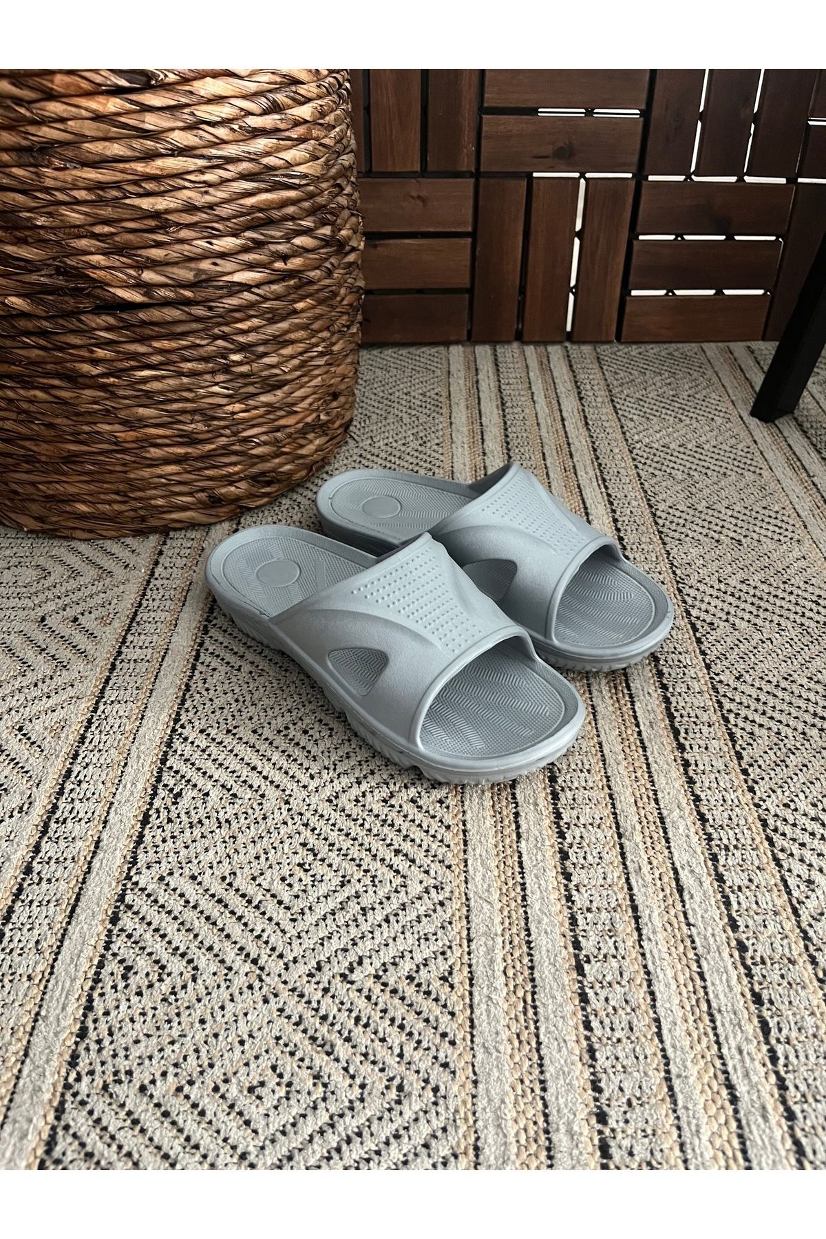 Behtah Kundura-Open Front Flexible Soft Non-Slip Balcony Bathroom Garden Toilet Slippers Paid Military Service 3