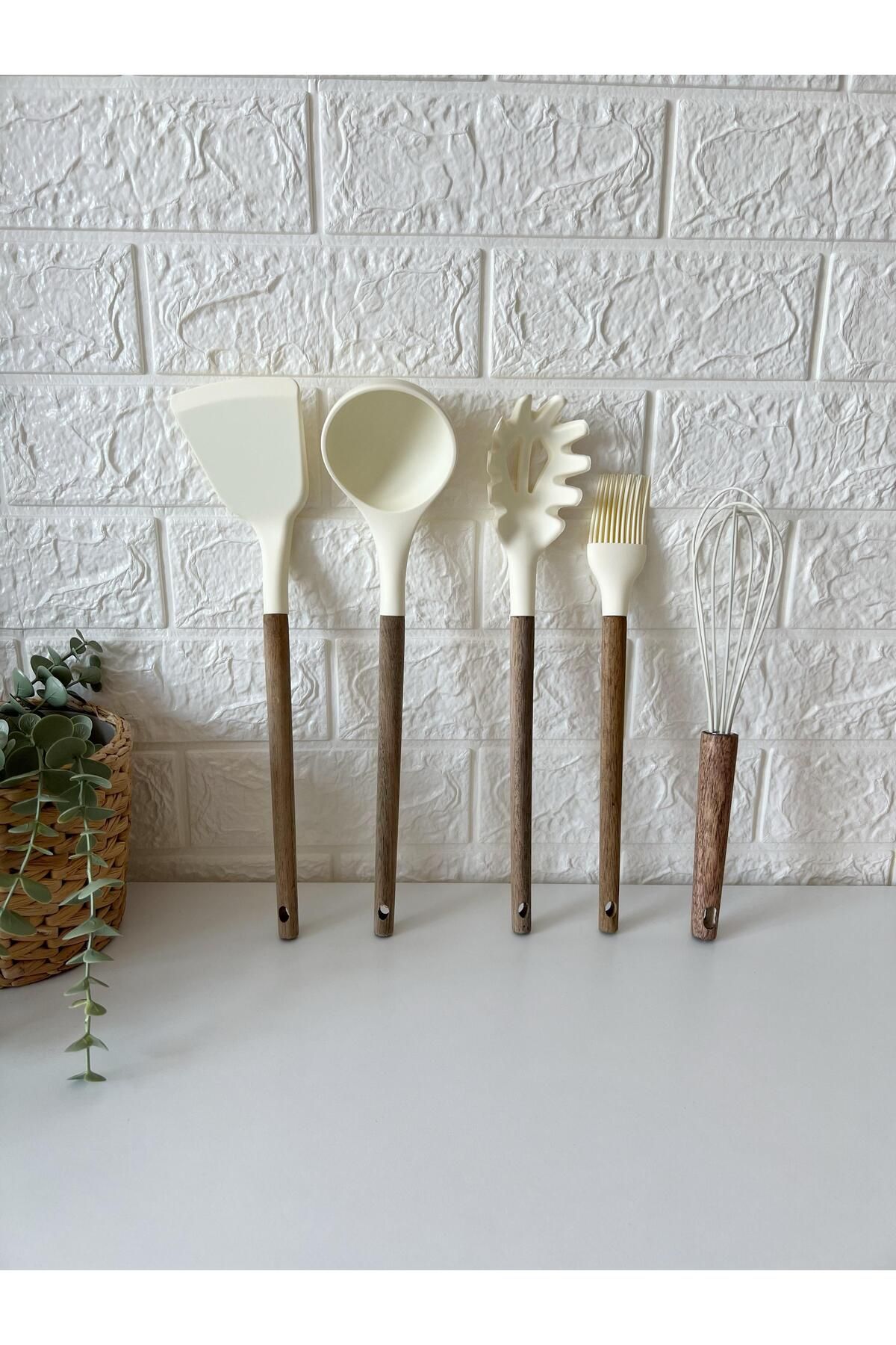 moon dekor home-Set of Preparation Servies with Acacia Handle -5Li Servies Set 1