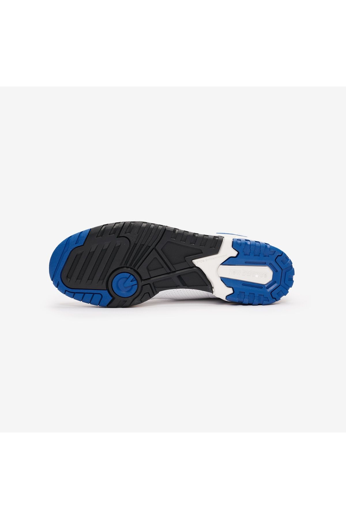اسنیکر سفید مردانه کفش اورجینال New Balance