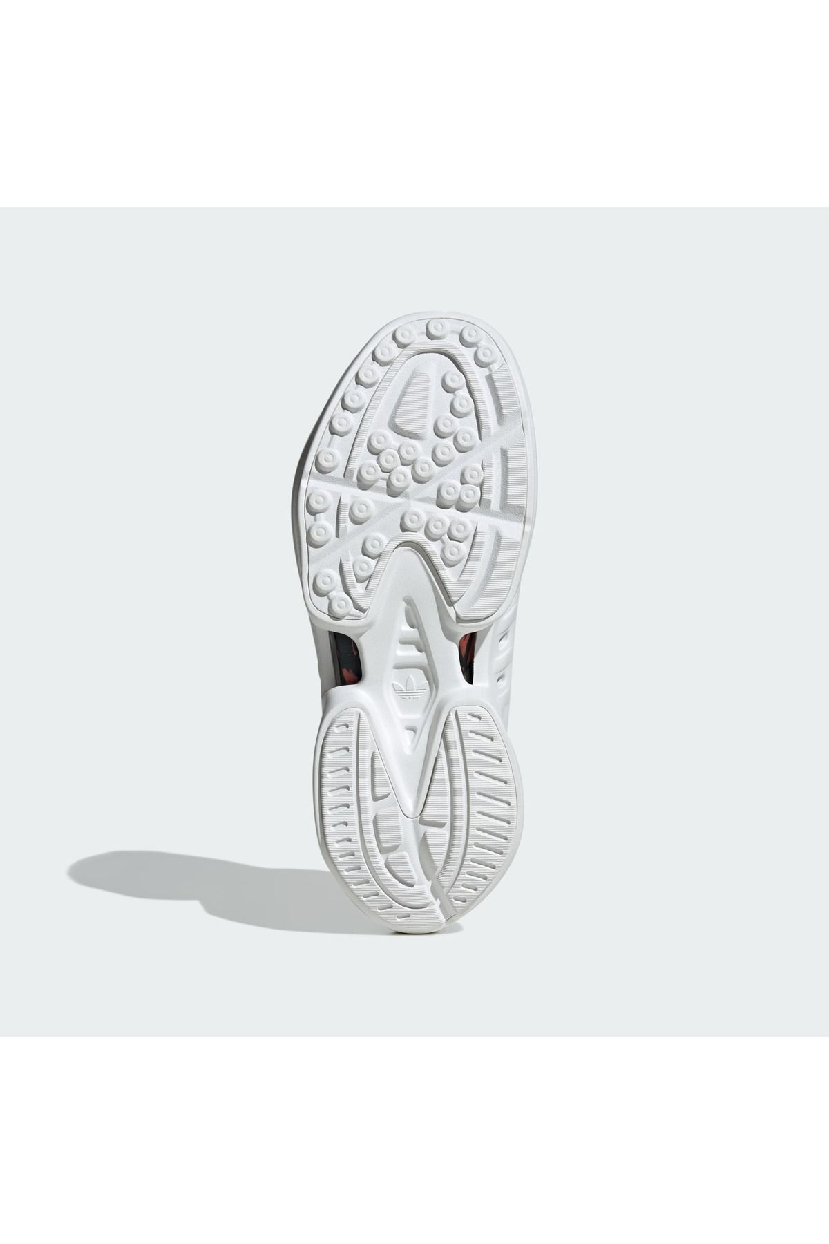 اسنیکر سفید مردانه کفش اورجینال adidas