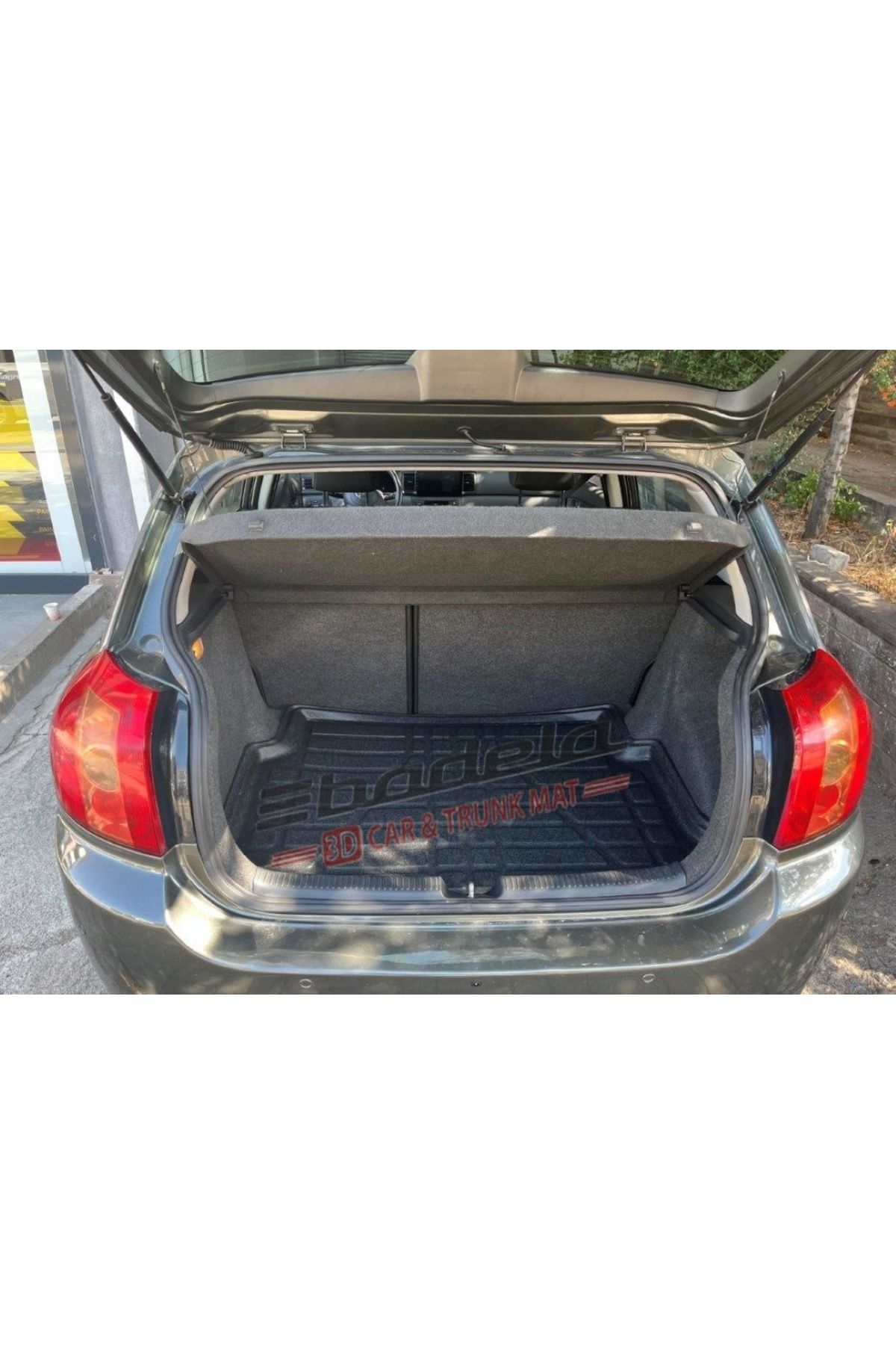 badela TOYOTA COROLLA HATCHBACK 2003-2007 ARASI 3D KAUÇUK BAGAJ HAVUZU