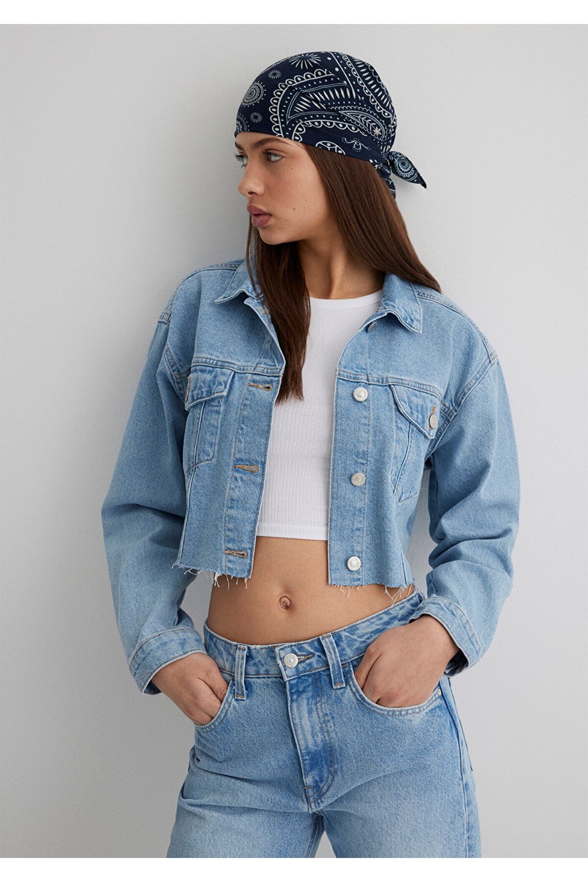 complete the look image