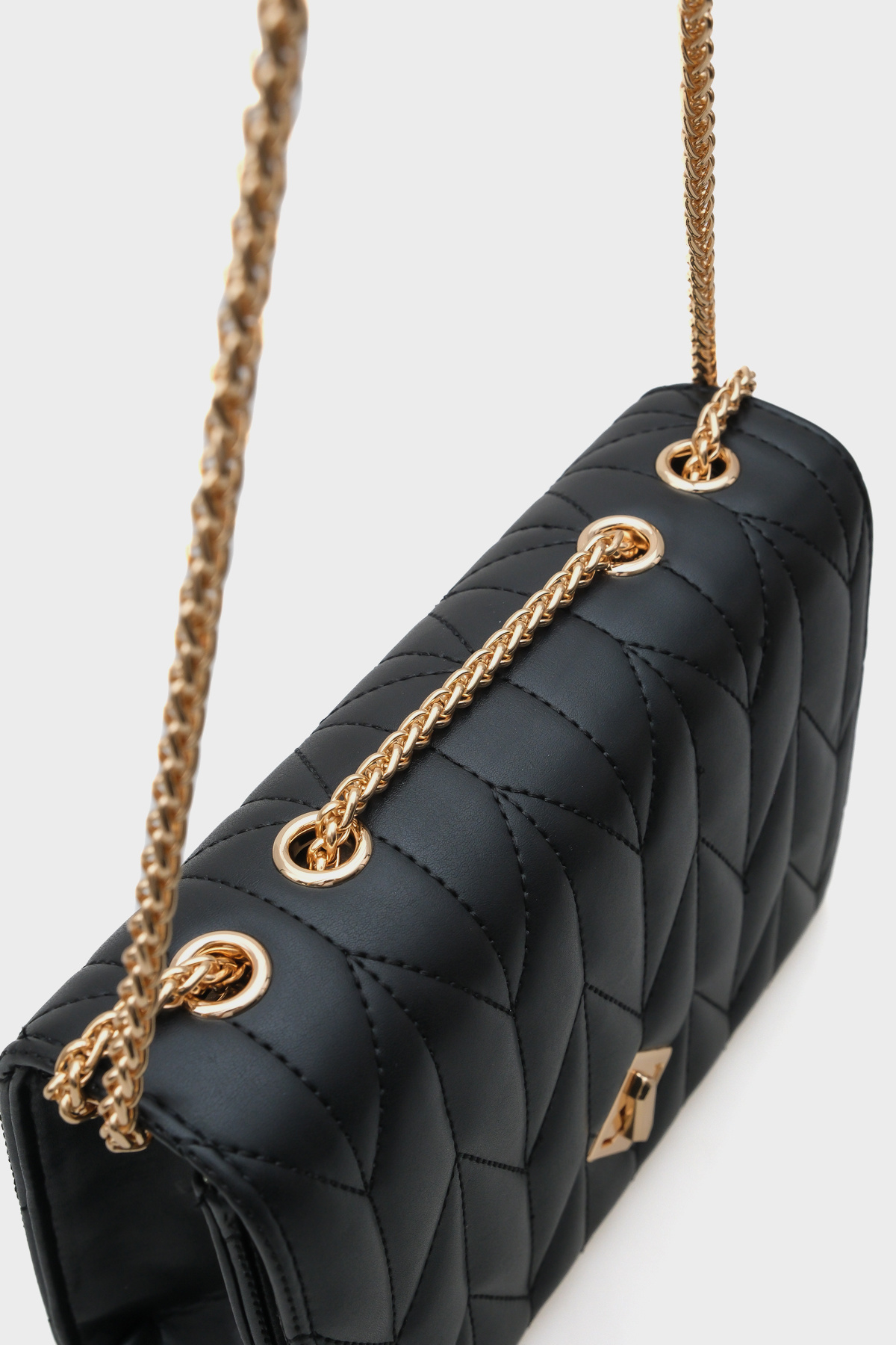 Capone Outfitters-Leeds Women's Bag 5