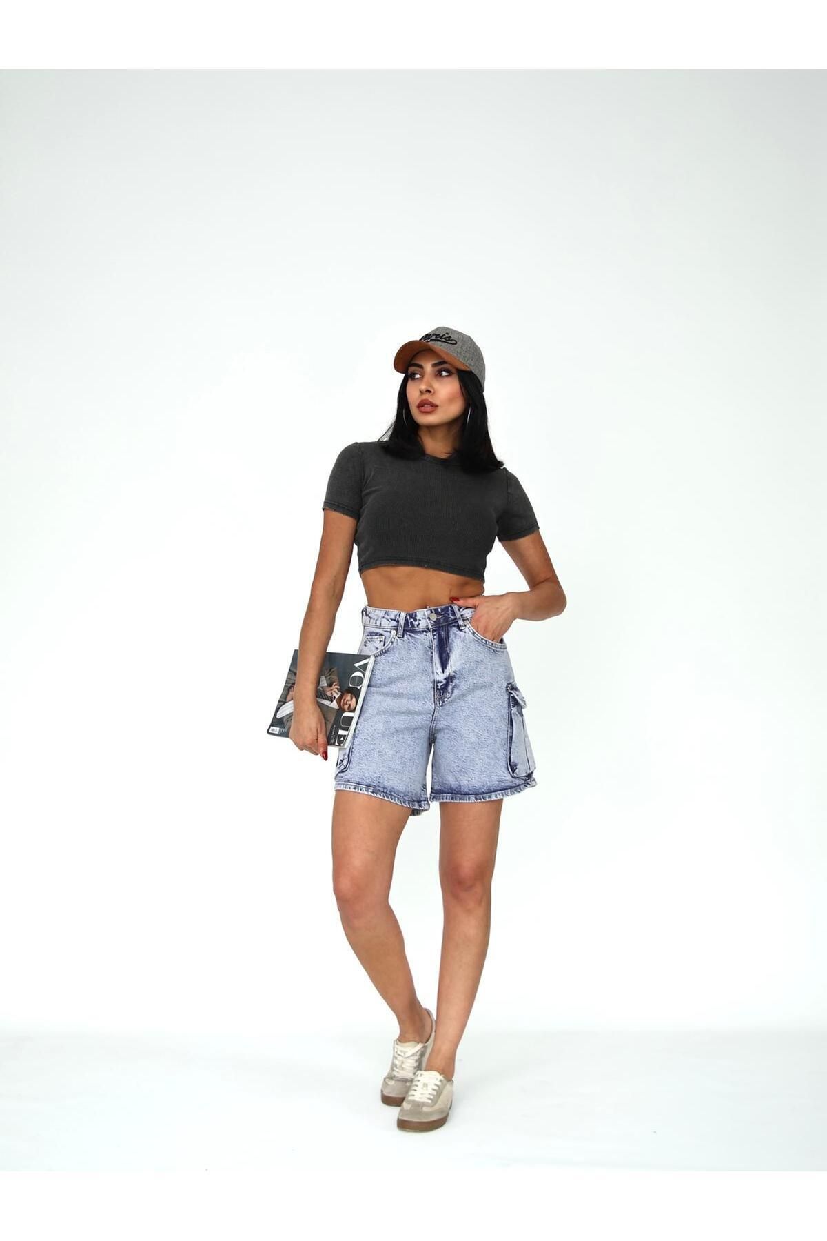 Zeo Basic-Denim Shorts with Cargo Pocket and Pen Detail 2