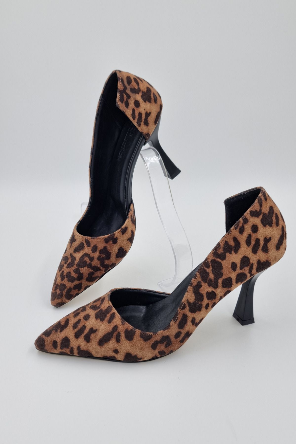 Odie Collection Leopar Desenli Şık Günlük Gece Sivri Burun Dekolte Stiletto