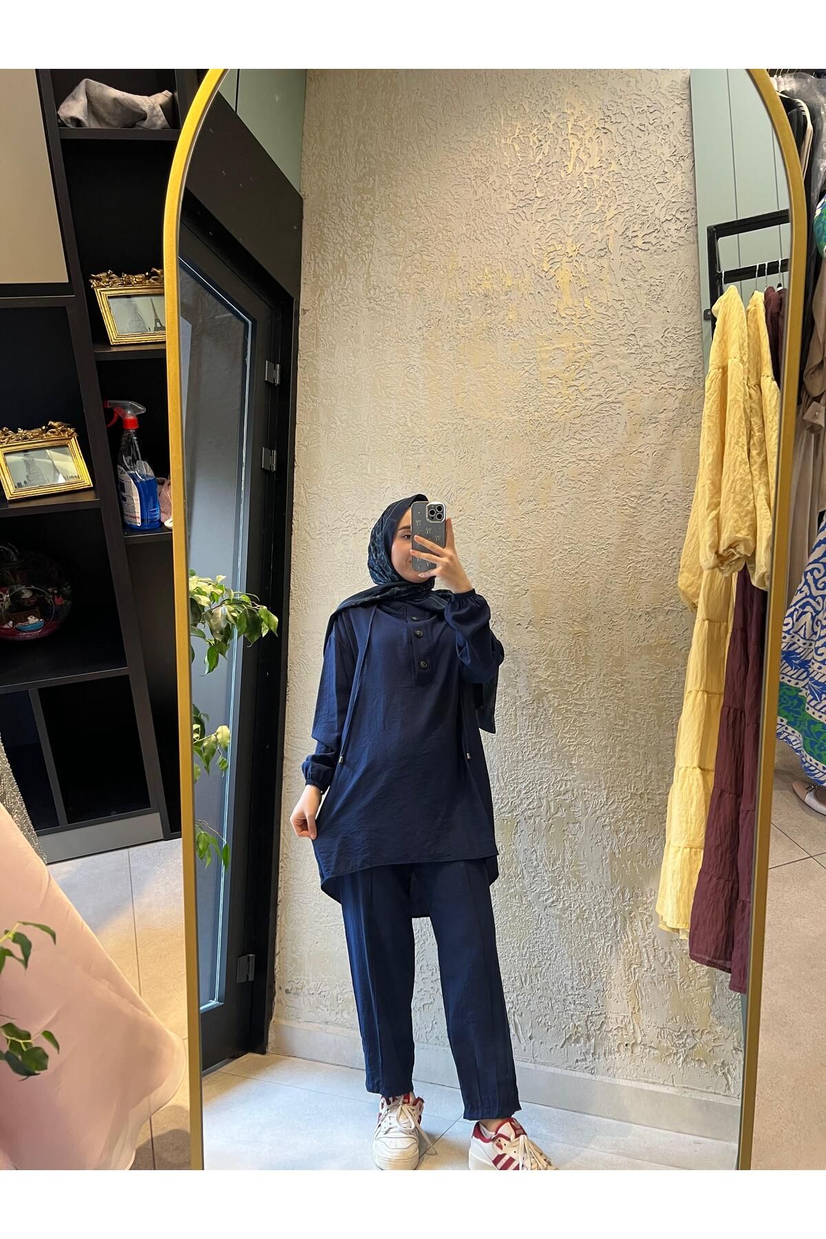 Vaveyla ELİ LACİVERT SPOR PANTOLONLU TAKIM
