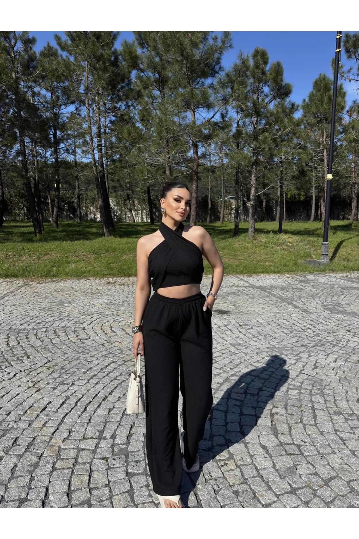 First Man Boyundan Bağlamalı Büzgülü Crop Takım Pantolon-Crop