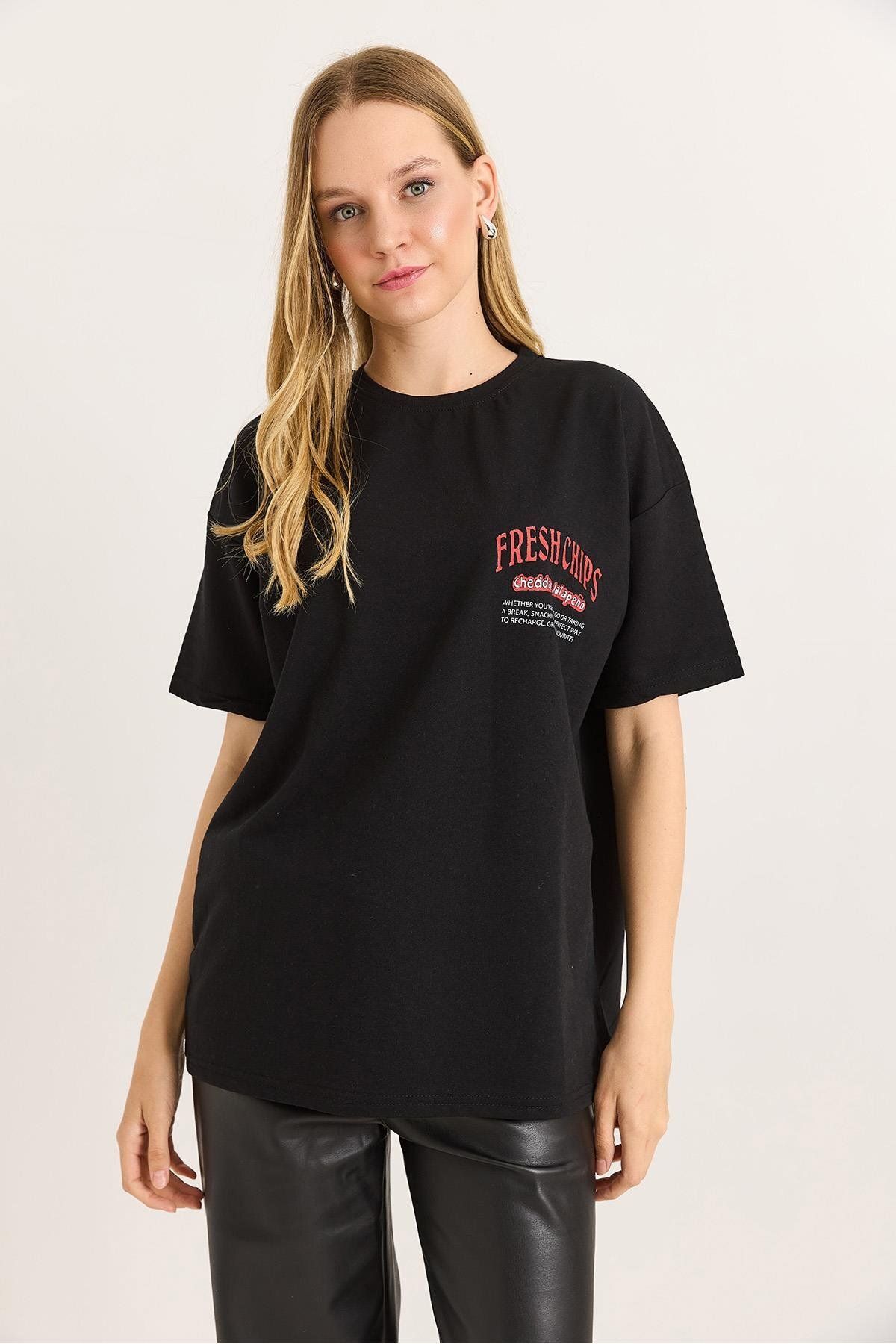 Raneel Kazançlı Alışveriş Rahat Kesim Baskılı Kadın Tshirt Siyah