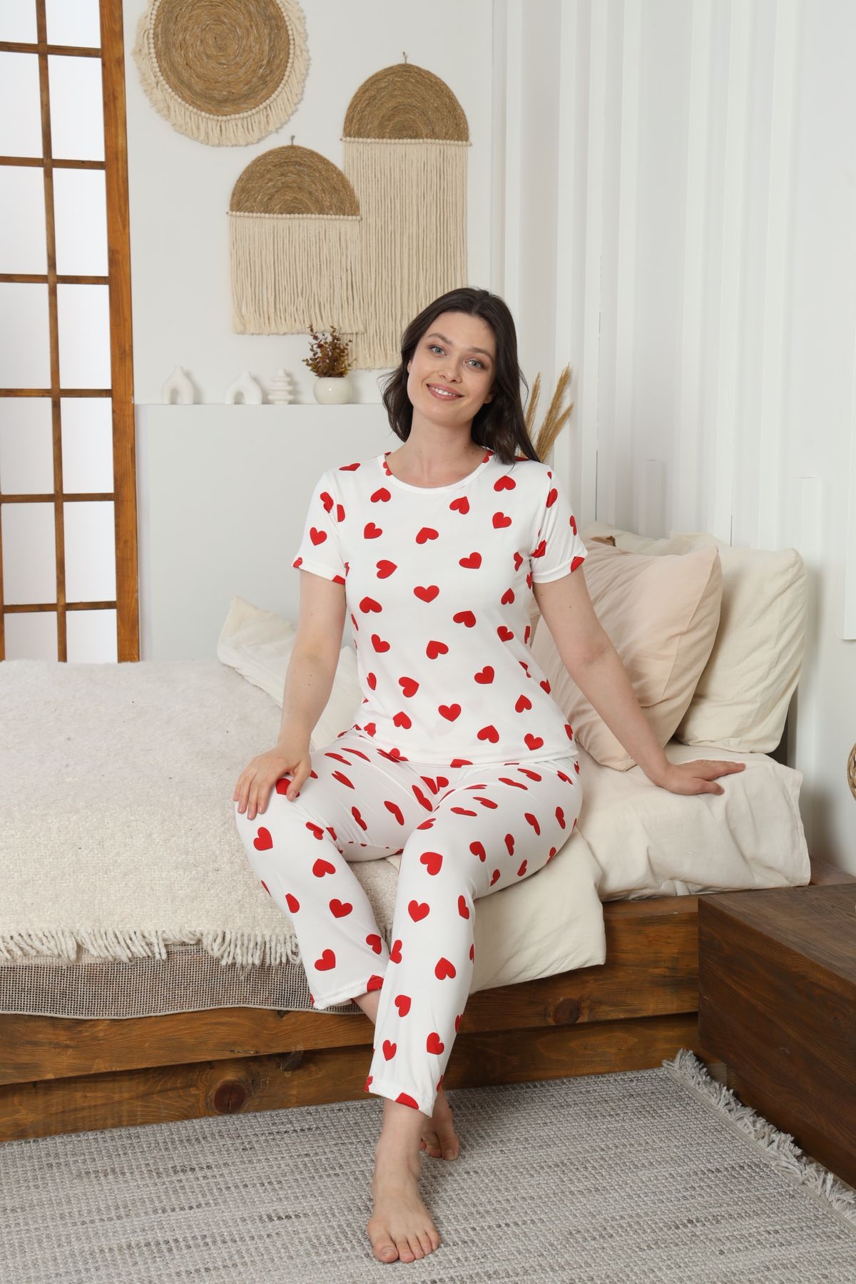 LİLA İÇ GİYİM Milan Kalp Desenli Kısa Kol Beyaz Pijama Takımı