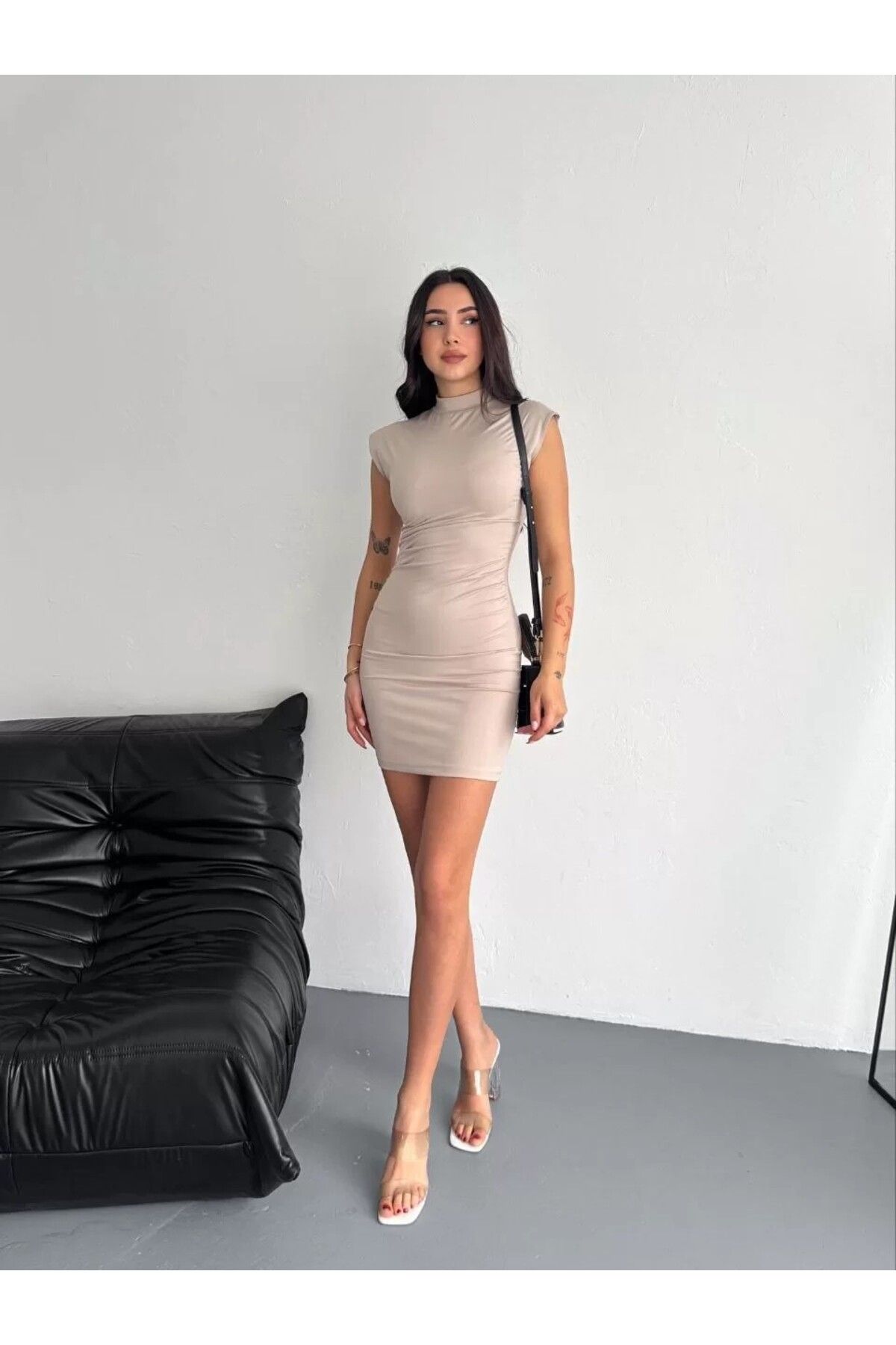AMO Yarım Bogazlı Kolsuz Mini Boy Elbise - Bej