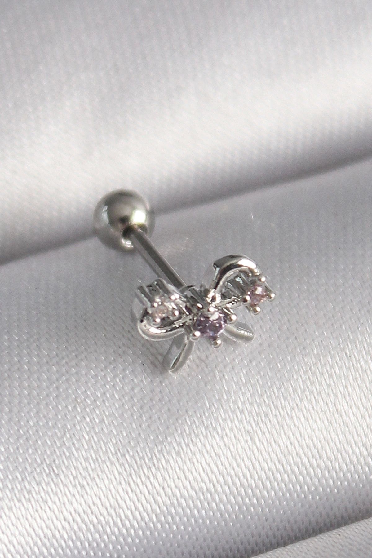 OurStyles 316L Çelik Gümüş Renk Zirkon Taşlı Kurdele Tragus Piercing - TJ-PR1265
