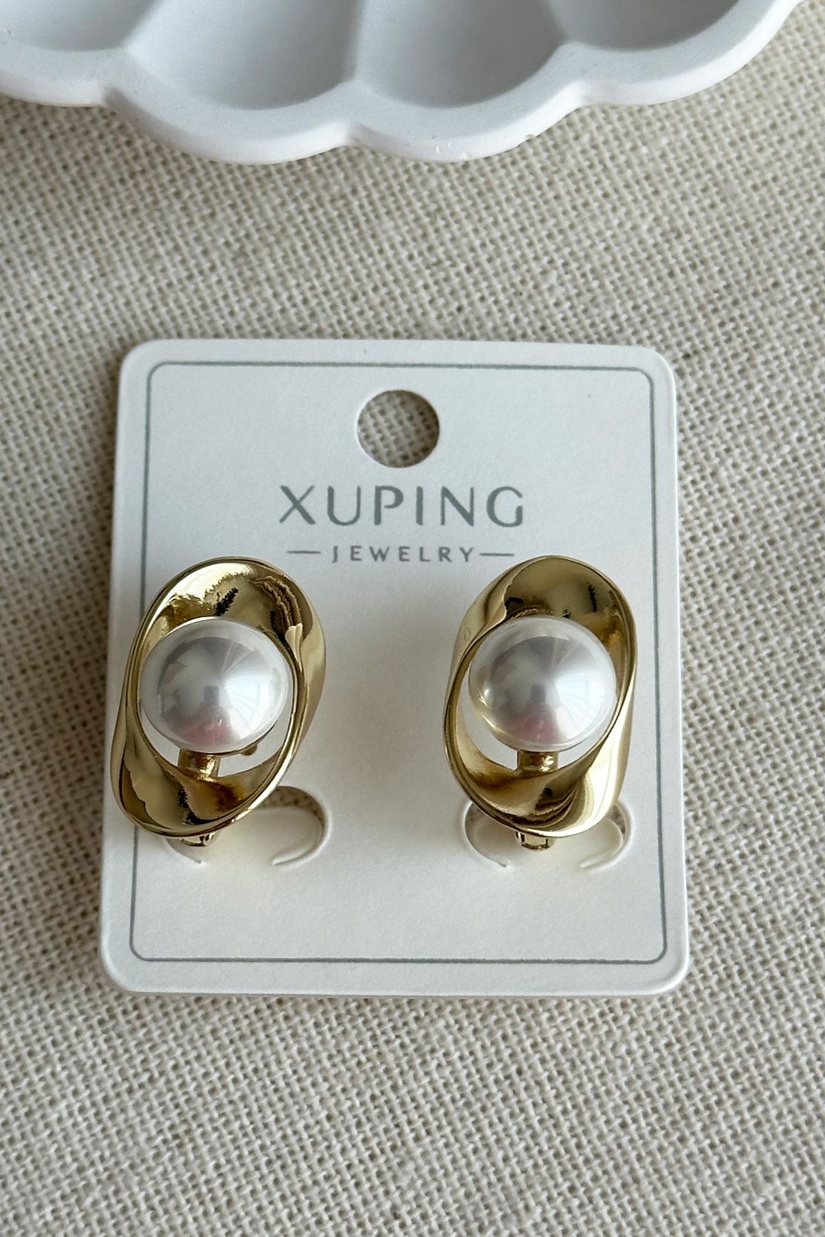 Modacaprea Xuping 14K Asimetrik İncili Klipsli Kadın Küpe – Kararmaz | Kadın Takı Xuping Küpe