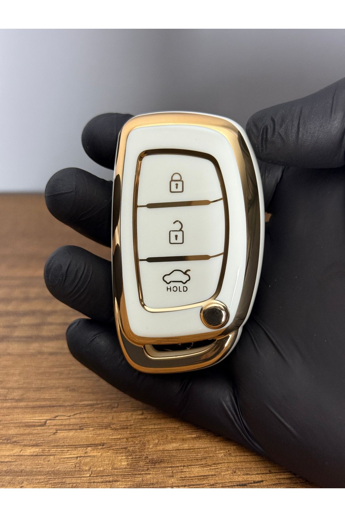 Mavi Keys Hyundai Tucson, Elantra Smart Uyumlu 3 Düğmeli Silikon Anahtar Kumanda Koruma Kılıfı – Beyaz Renk