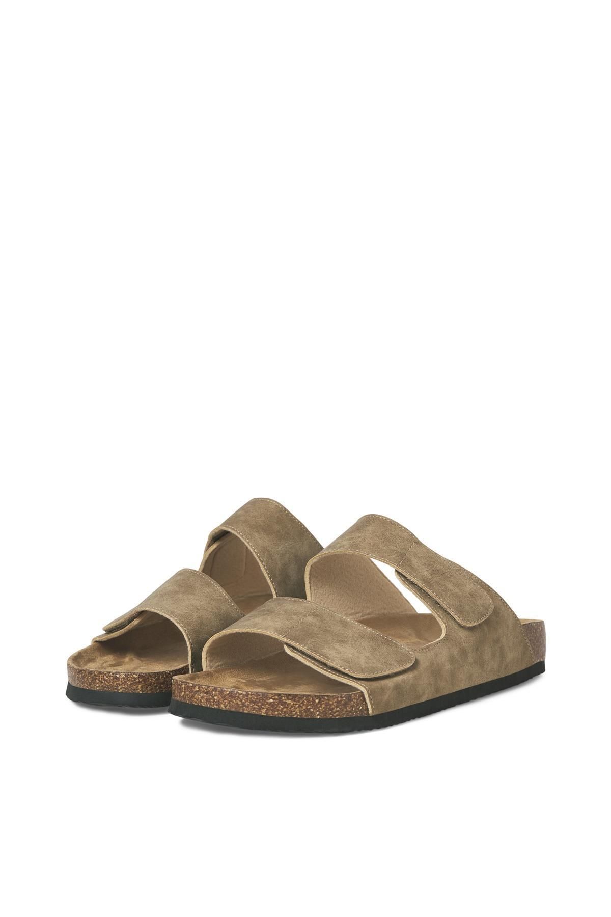 Jack & Jones JFWCENTRAL Erkek Sandalet – Çift Bantlı, Hafif ve Kaymaz Taban
