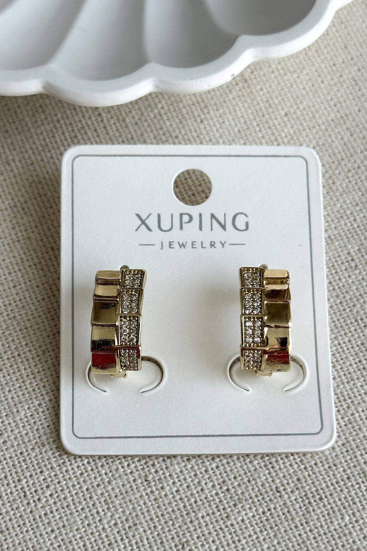Modacaprea Xuping 14K Dilimli Taşlı U Kadın Küpe – Kararmaz | Kadın Takı Xuping Küpe