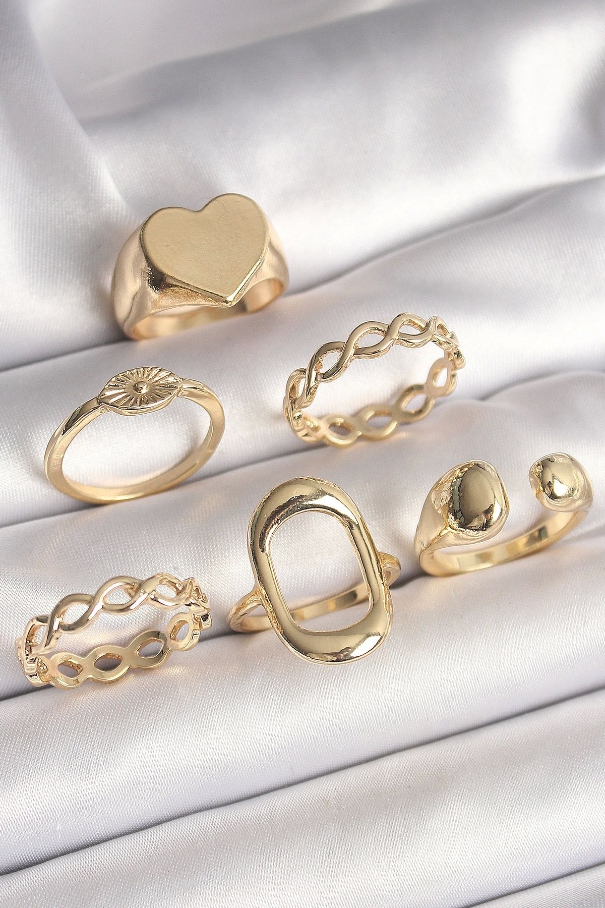 OurStyles Pirinç Gold Renk Plaka Kalp Model Göz İşleme Detayı 6'Lı Kadın Yüzük Seti - TJ-BYK3635
