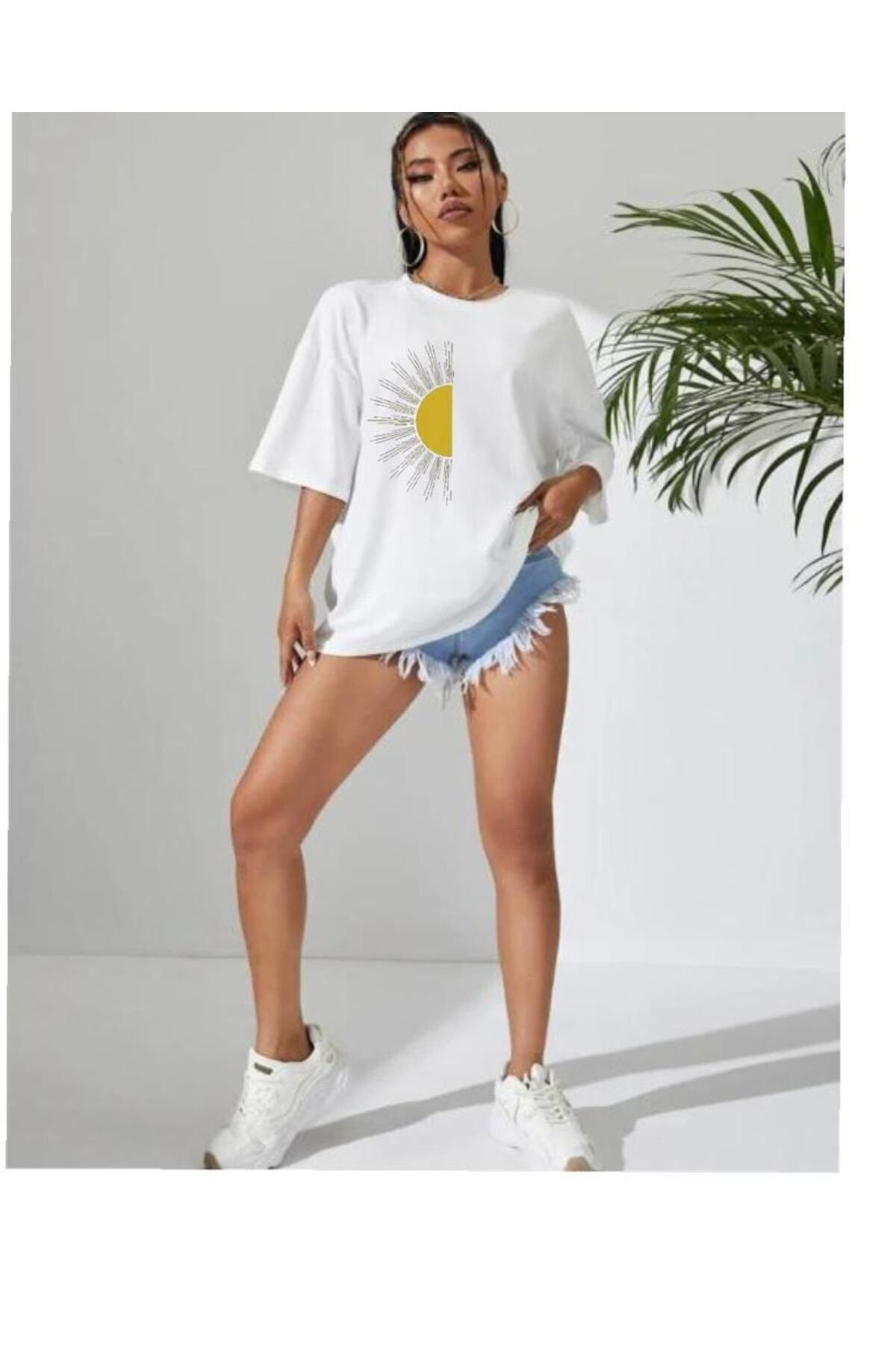 Pisa Art Oversize Unisex Bisiklet Yaka Yarım Güneş Baskılı T-shirt