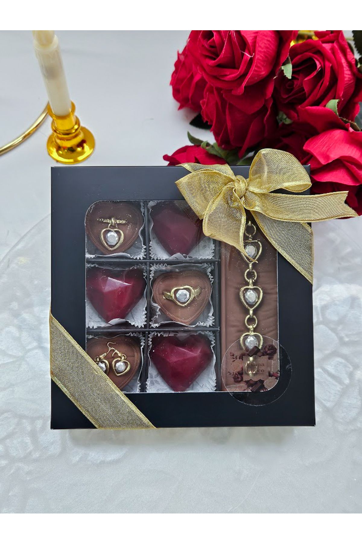 ksana choco El Yapımı Sütlü Belçika Çikolatası Hediye Kutusu Yüzük & Kolye Tasarımı ile Özel Tatlı Seti