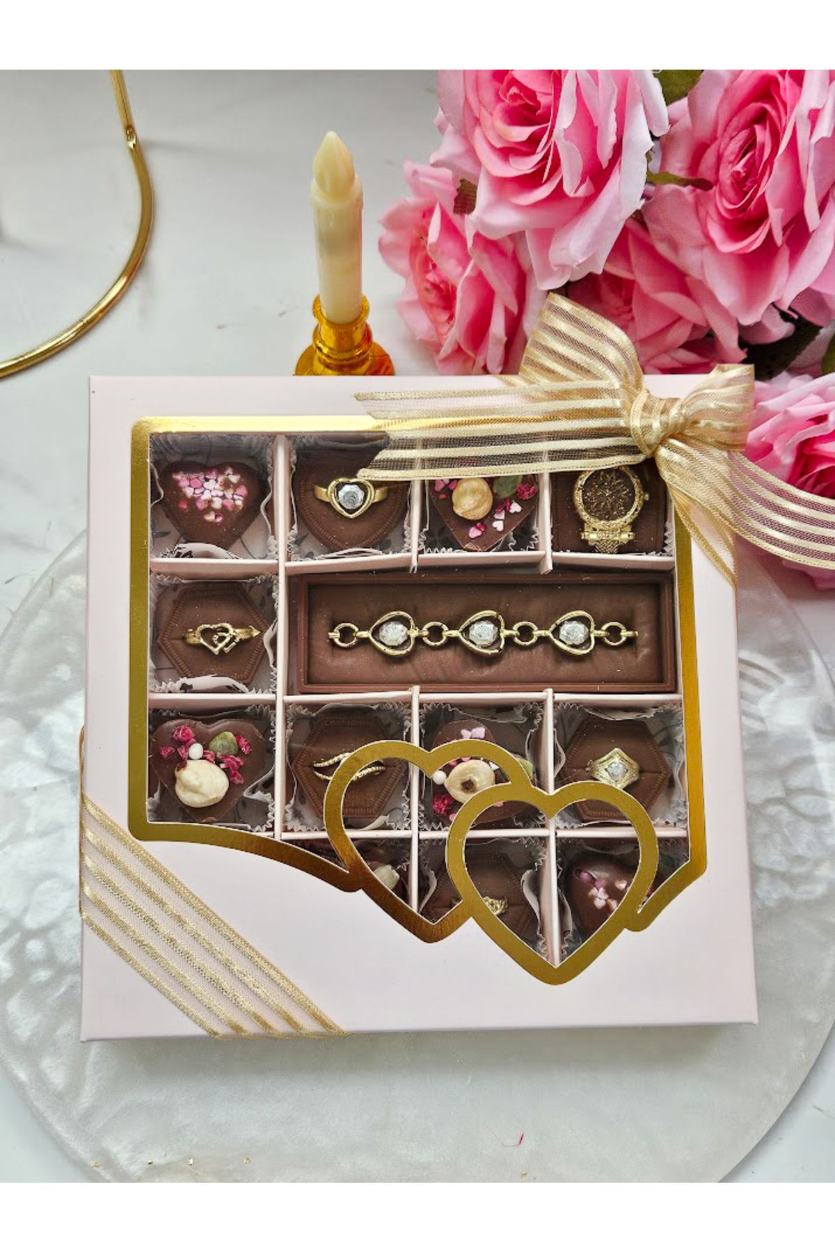 ksana choco El Yapımı Sütlü Belçika Çikolatası Hediye Kutusu Yüzük & Kolye Tasarımı ile Özel Tatlı Seti